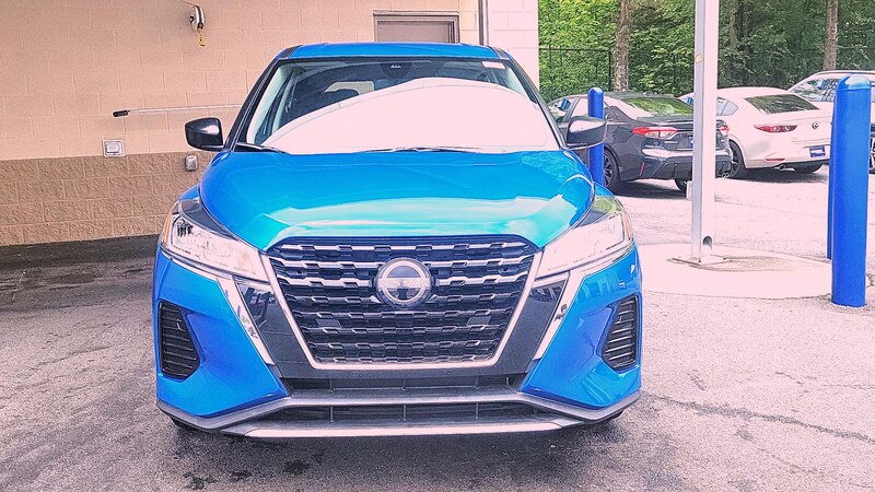 2023 Nissan Kicks S 2