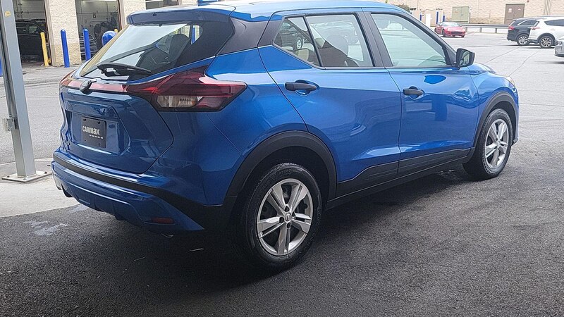 2023 Nissan Kicks S 5