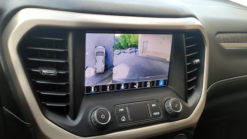 2023 GMC Acadia Denali 13