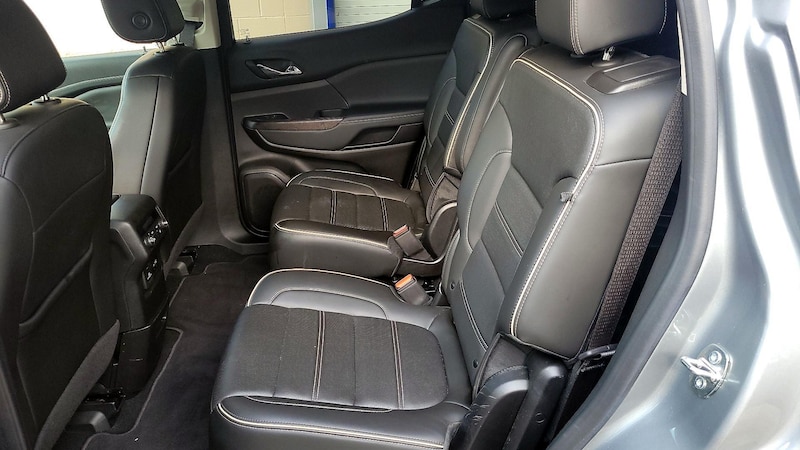 2023 GMC Acadia Denali 19