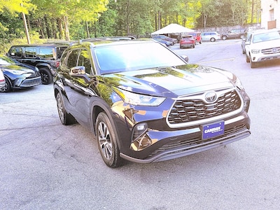 2020 Toyota Highlander XLE -
                Kennesaw, GA