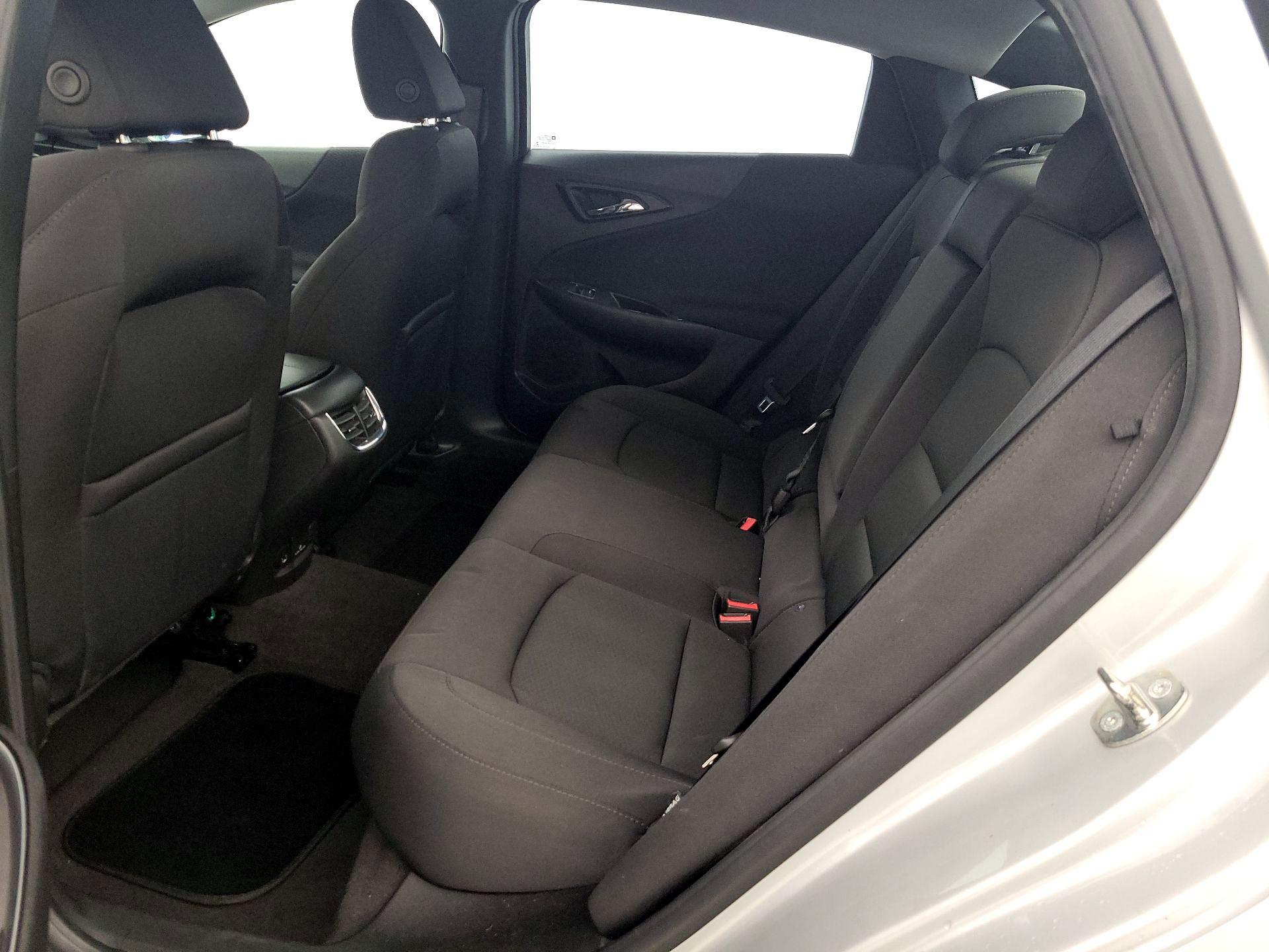 Thumbnail: 2017 Chevrolet Malibu - 20