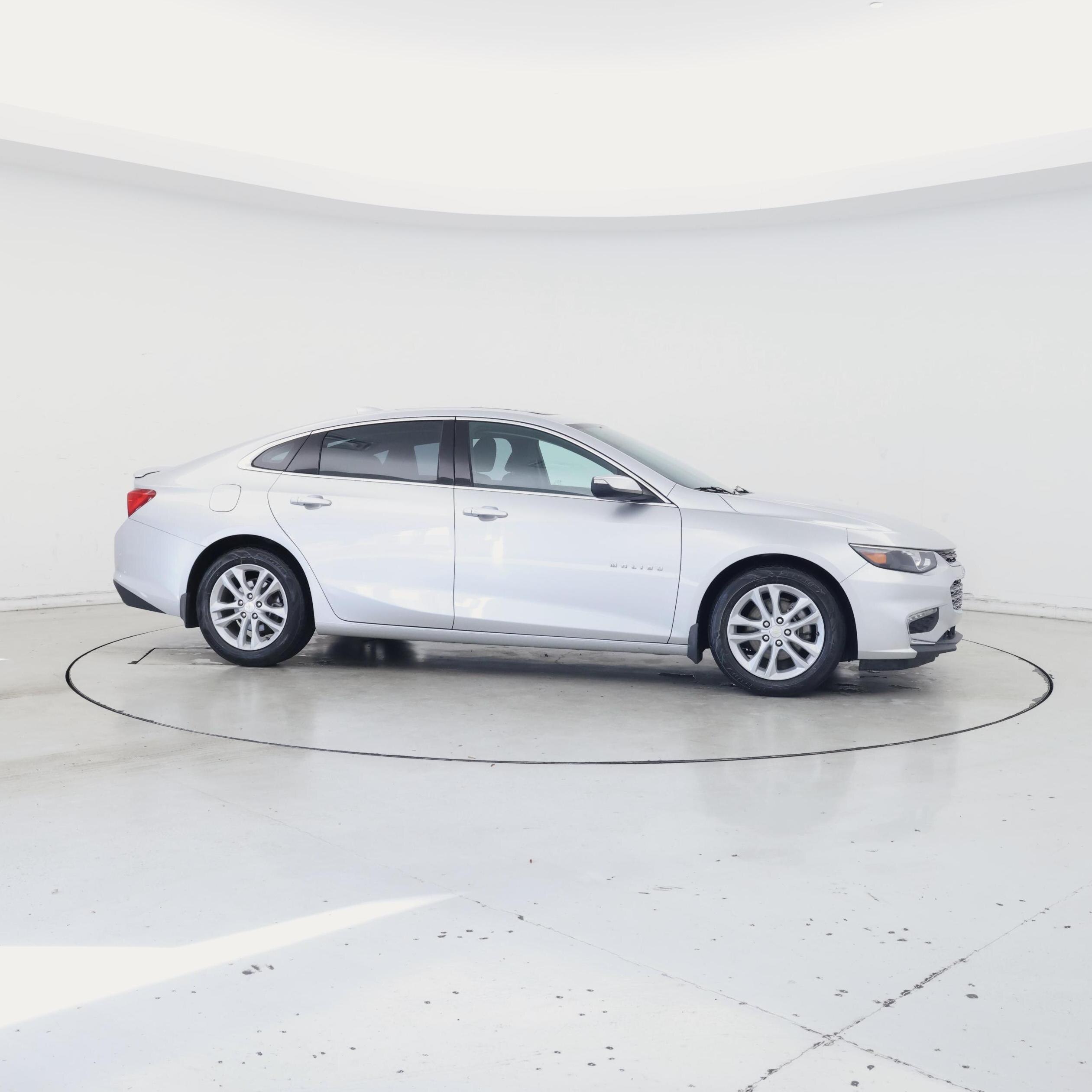 Thumbnail: 2017 Chevrolet Malibu - 7