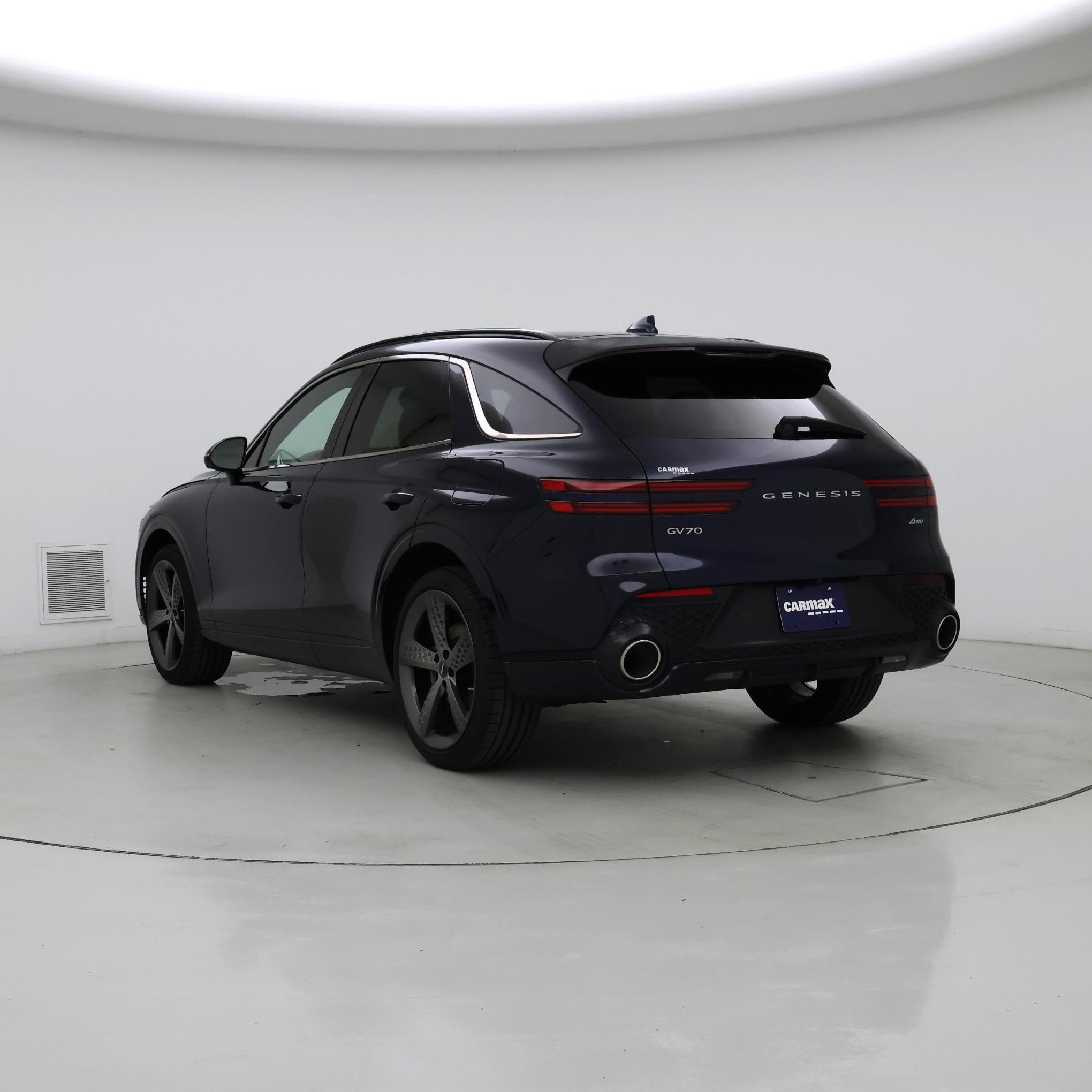 Thumbnail: 2022 Genesis GV70 - 2
