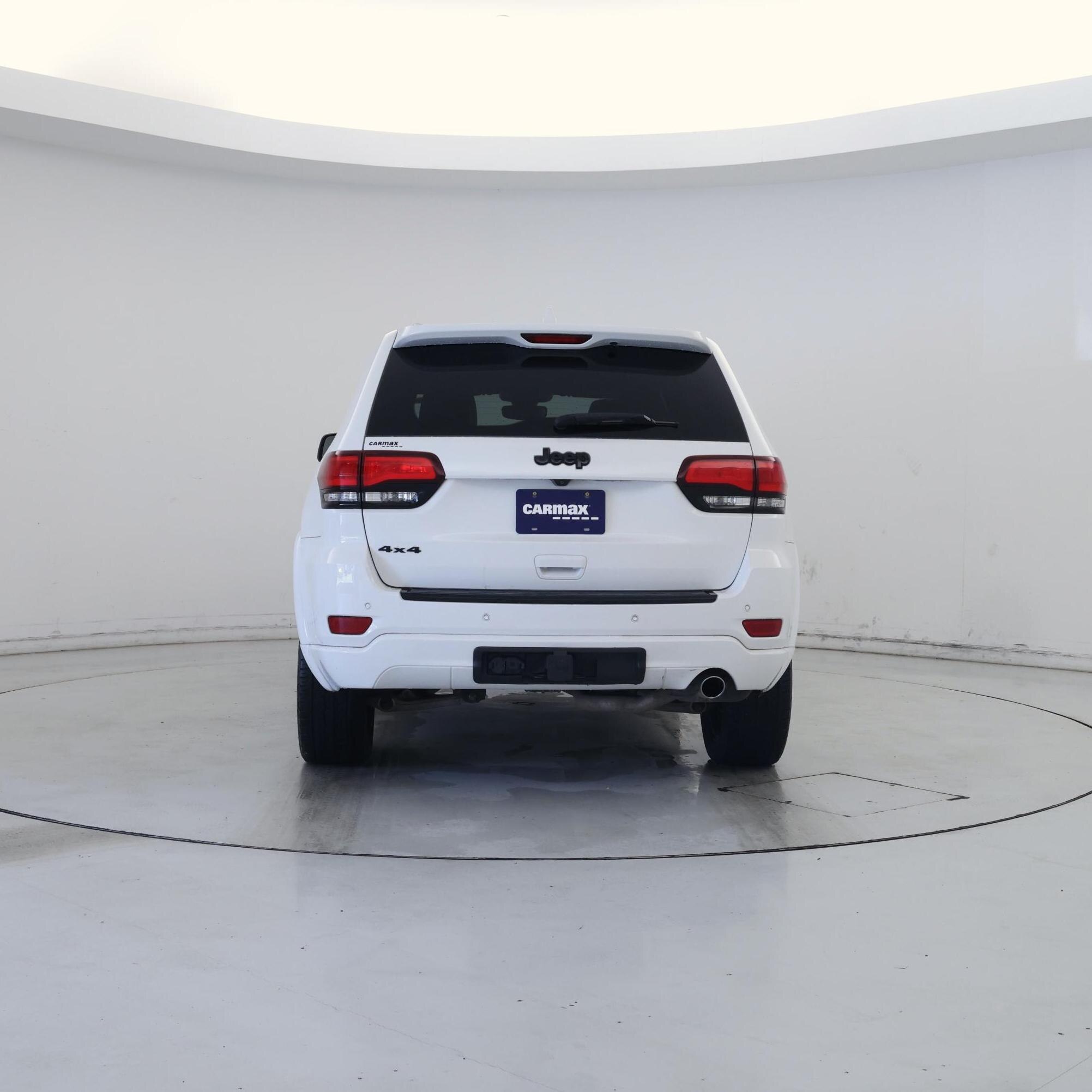 Thumbnail: 2017 Jeep Grand Cherokee - 6