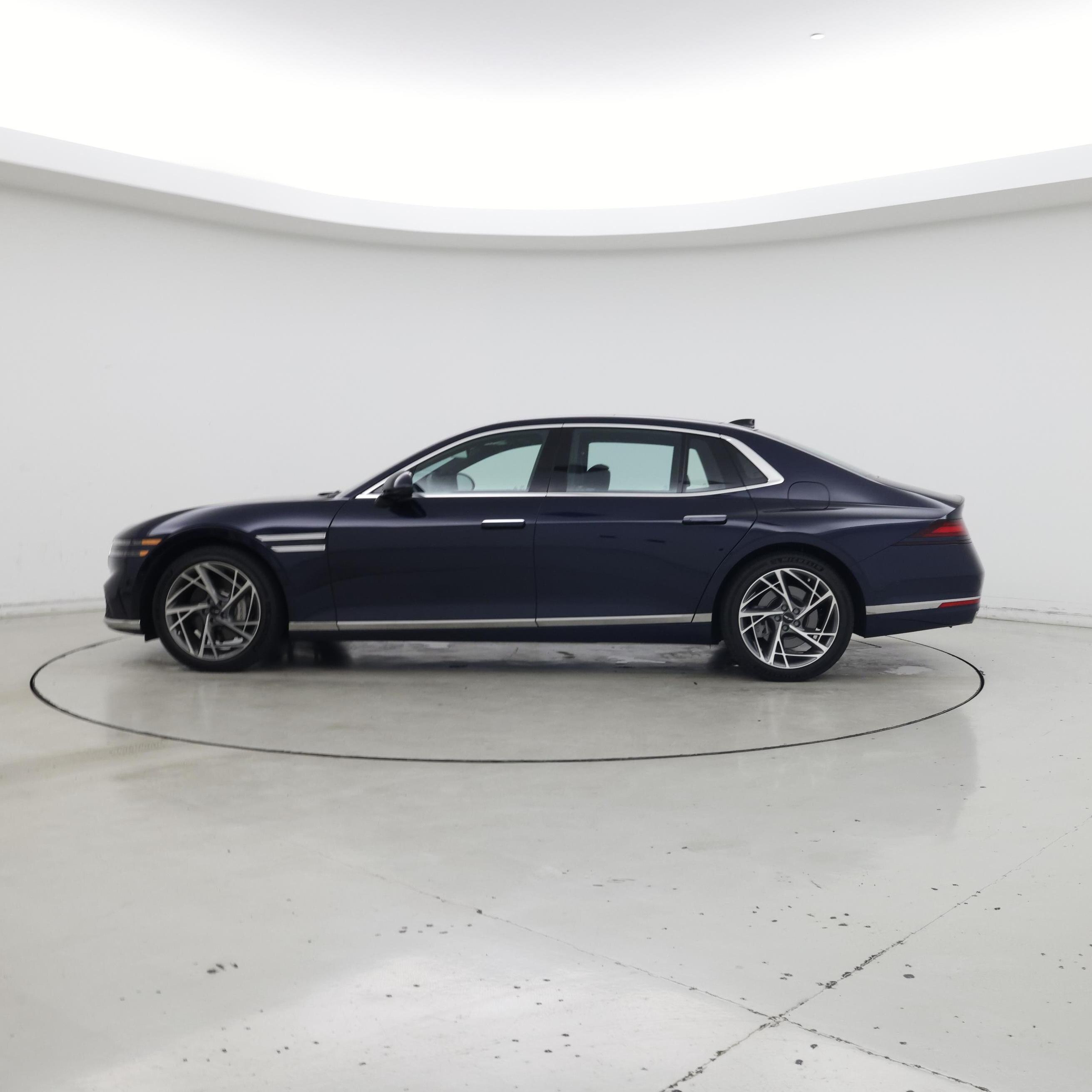 Thumbnail: 2023 Genesis G90 - 3