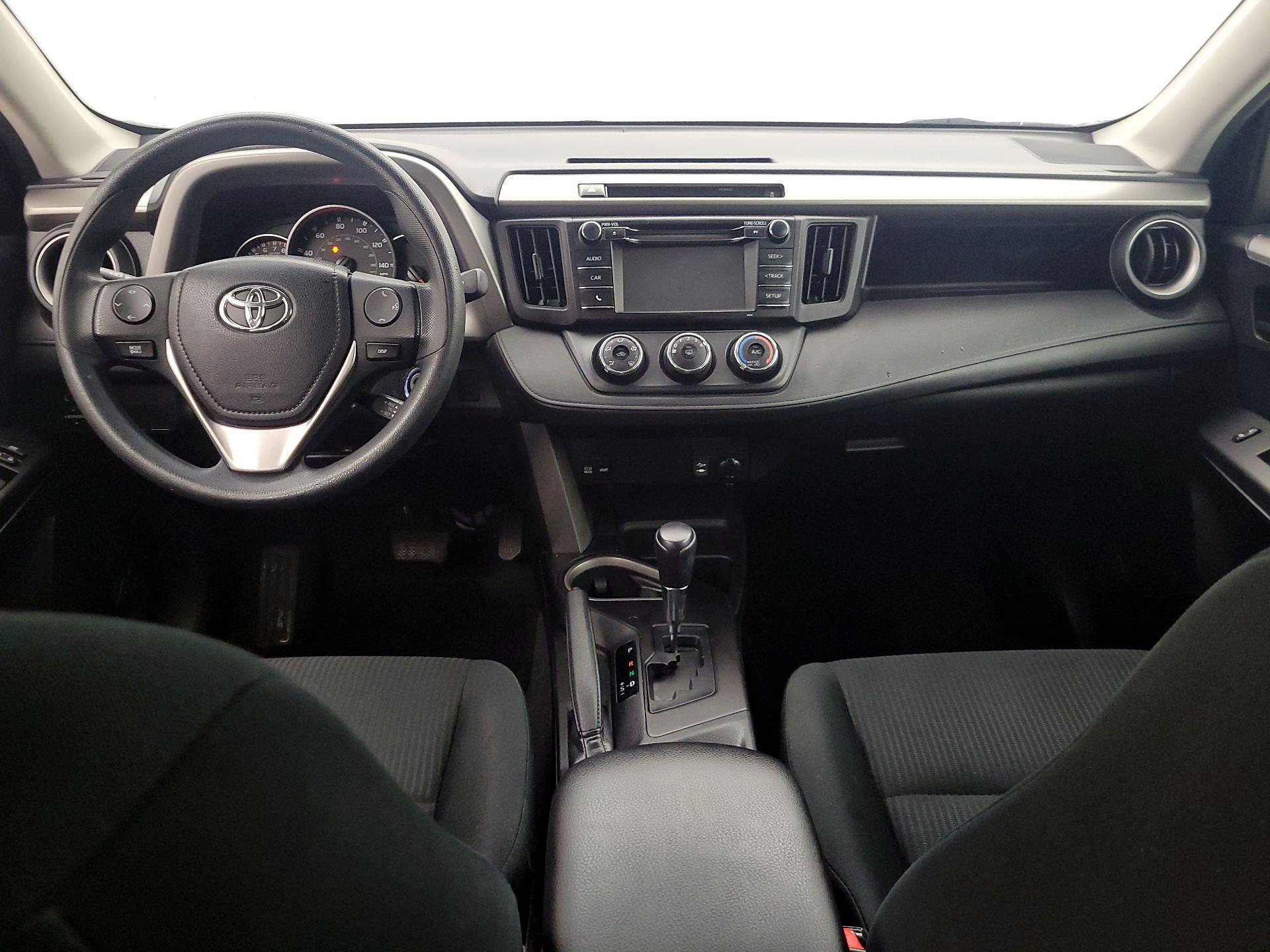 Thumbnail: 2016 Toyota RAV4 - 9