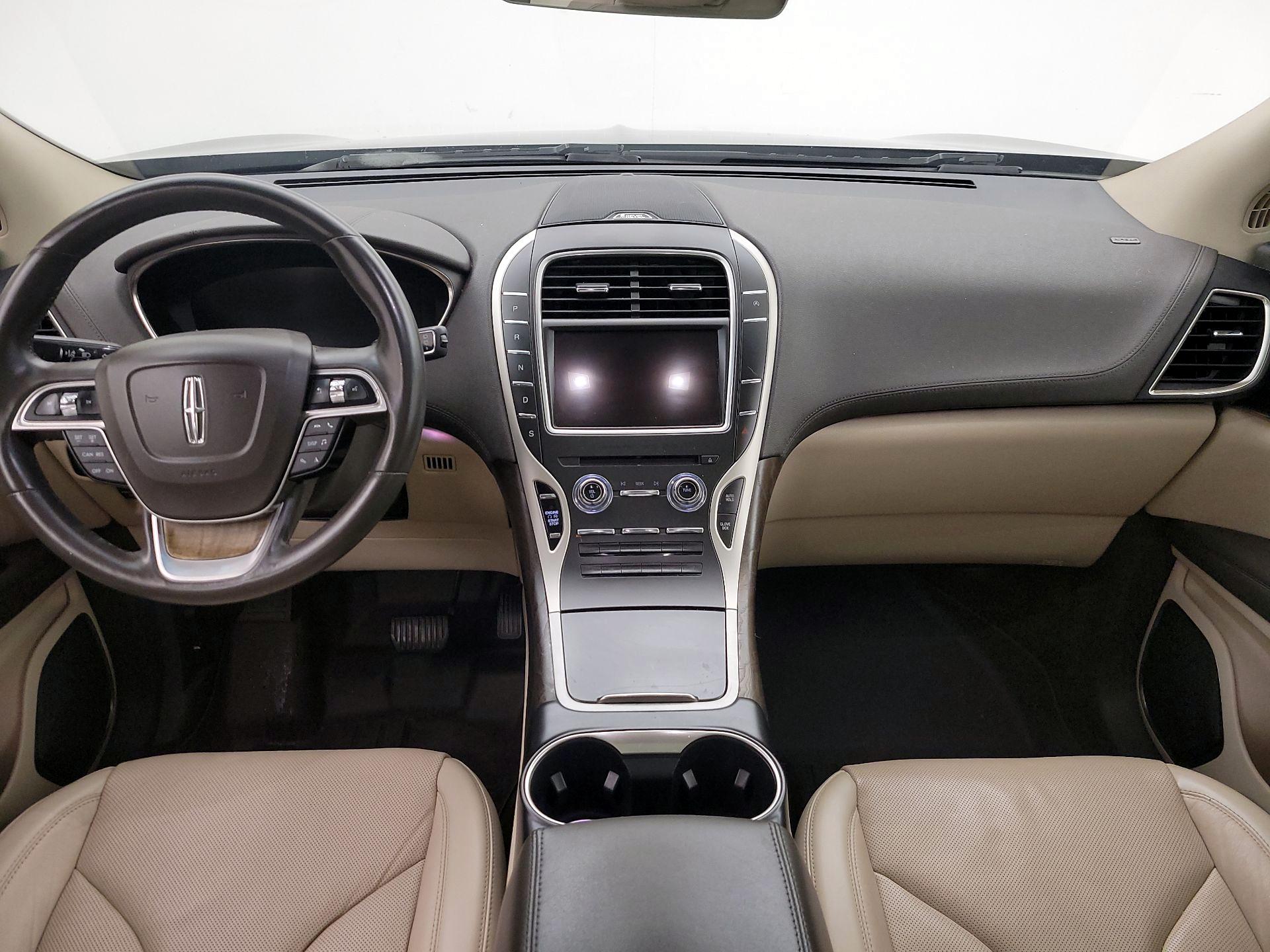 Thumbnail: 2020 Lincoln Nautilus - 9