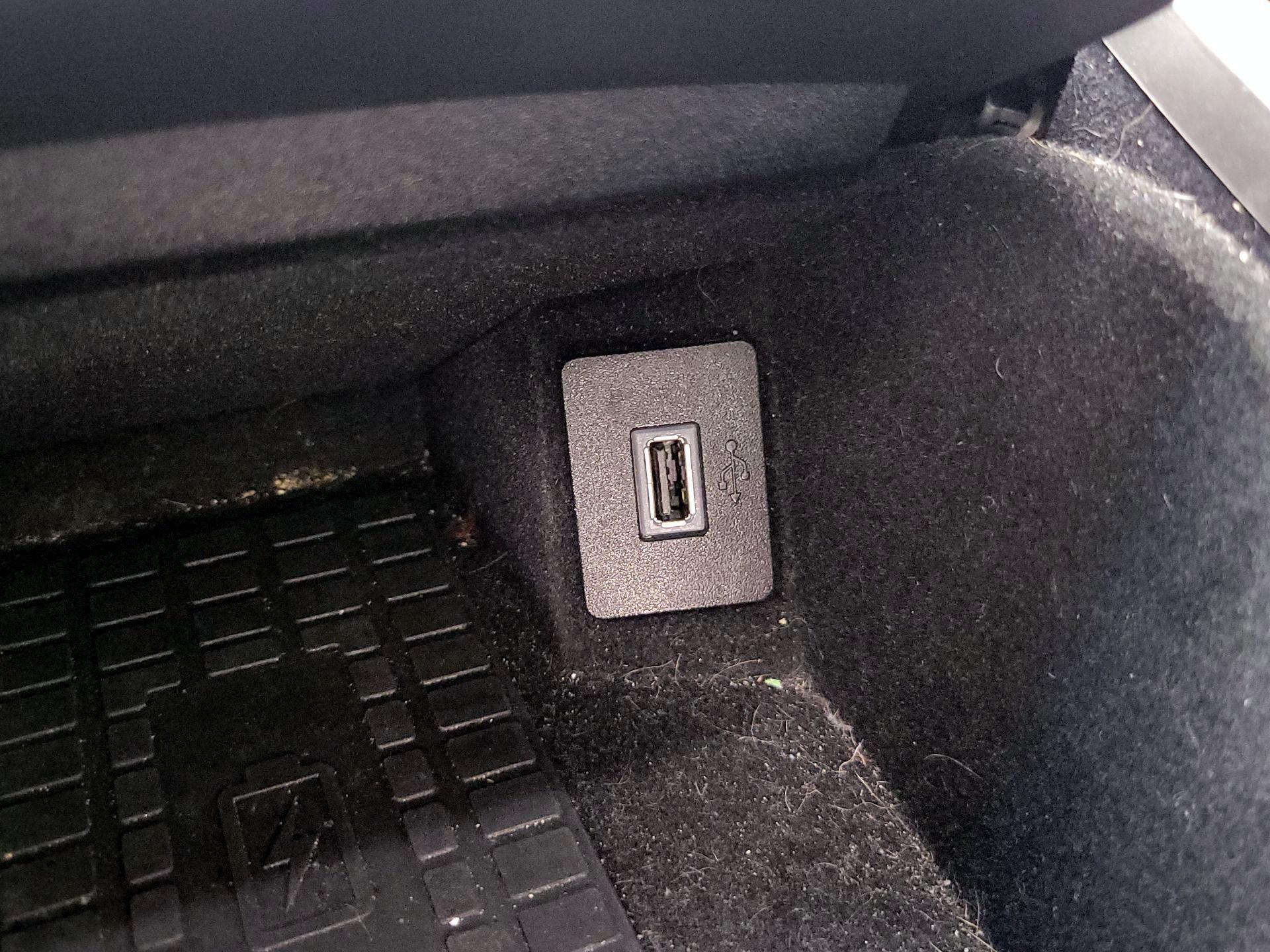 Thumbnail: 2020 Lincoln Nautilus - 19