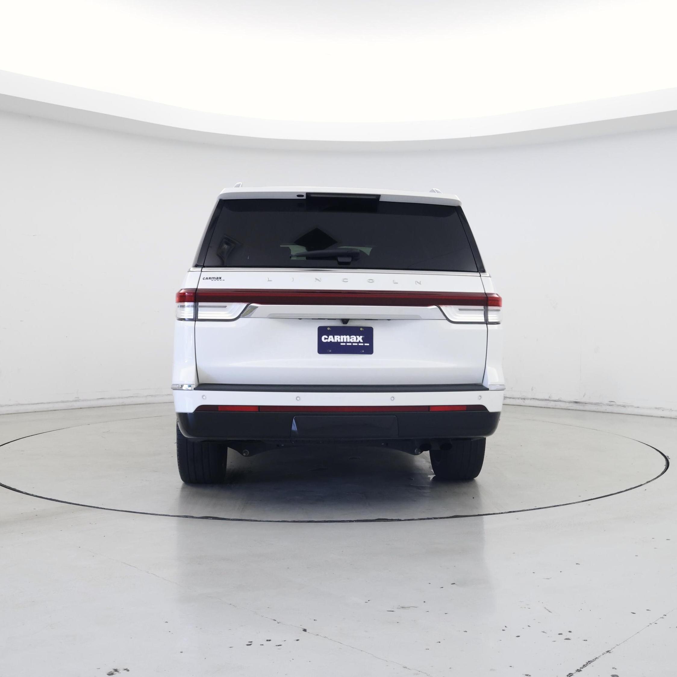 Thumbnail: 2023 Lincoln Navigator - 6