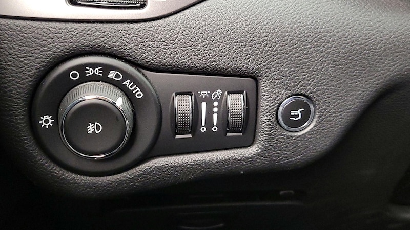 2019 Jeep Cherokee Limited Edition 13
