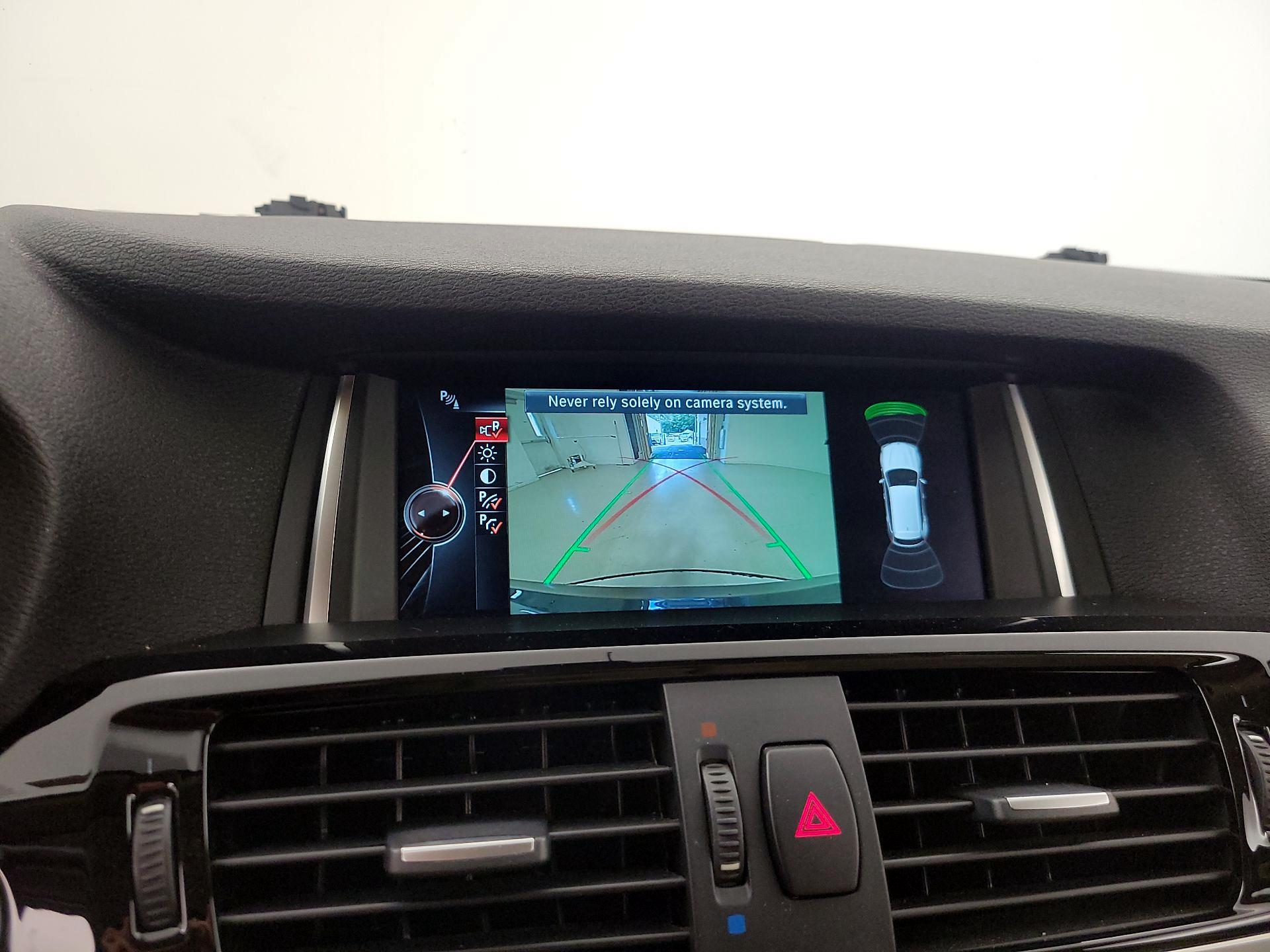 Thumbnail: 2015 BMW X3 - 15