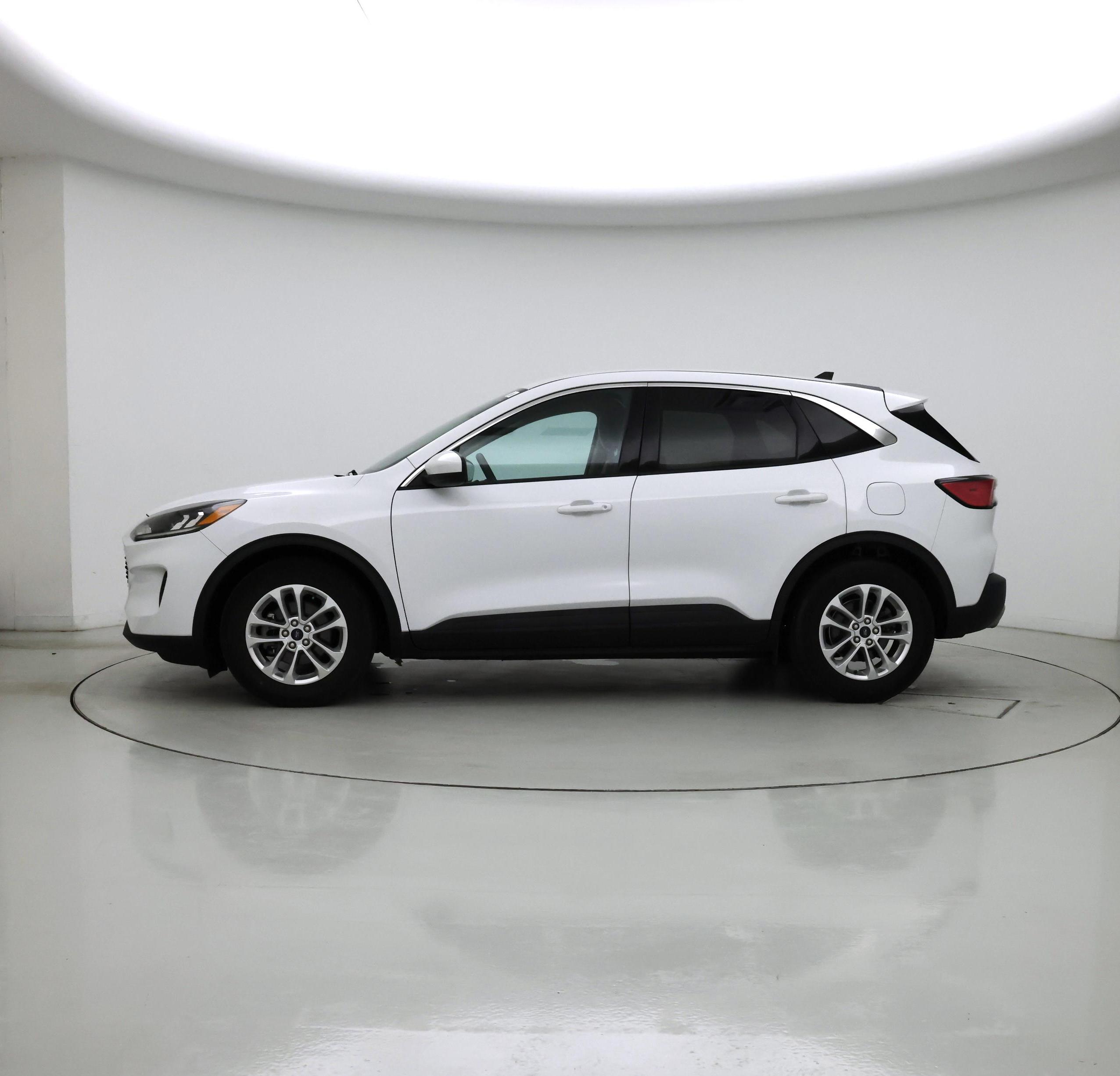 Thumbnail: 2020 Ford Escape - 3