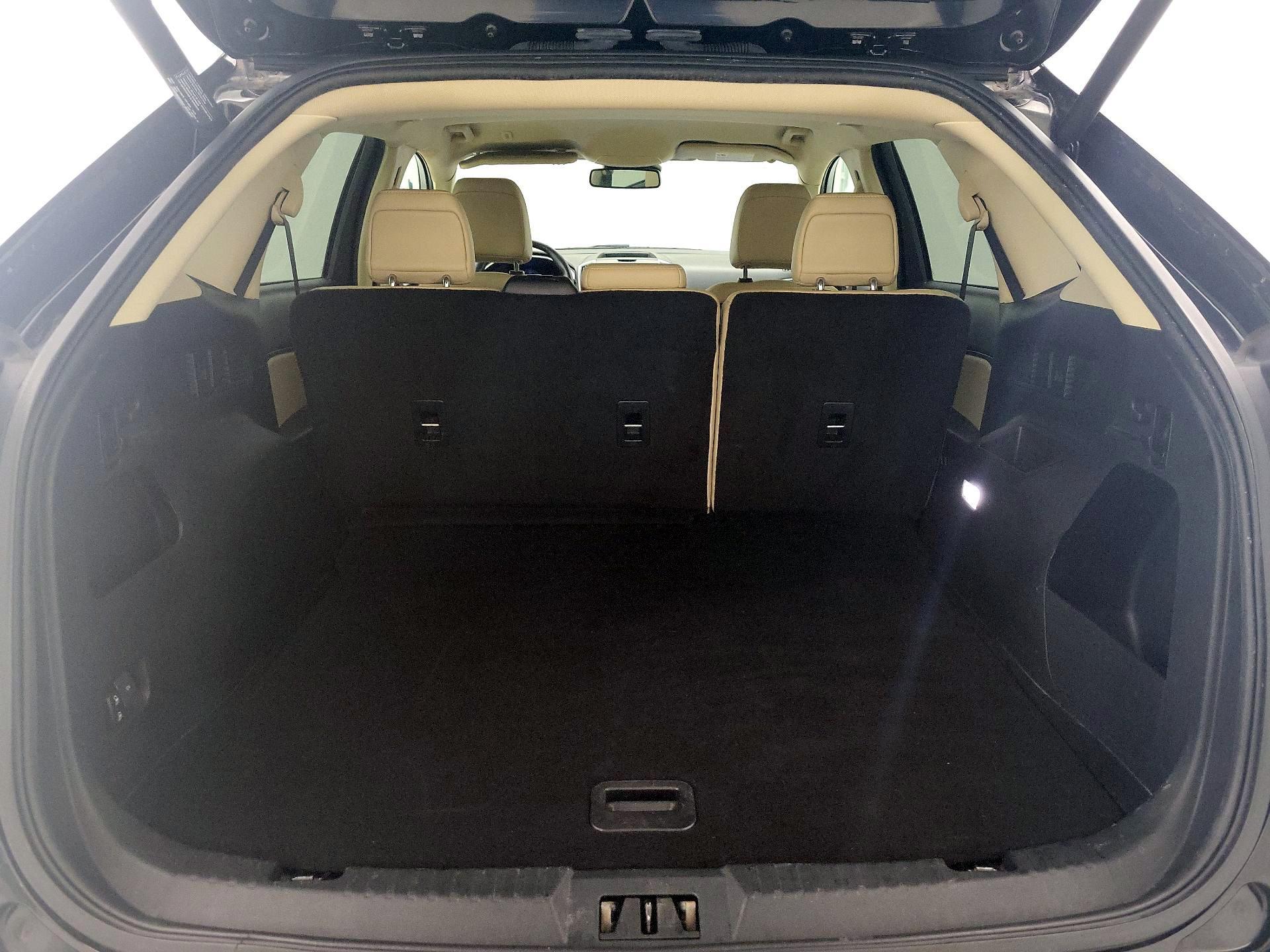Thumbnail: 2020 Ford Edge - 20