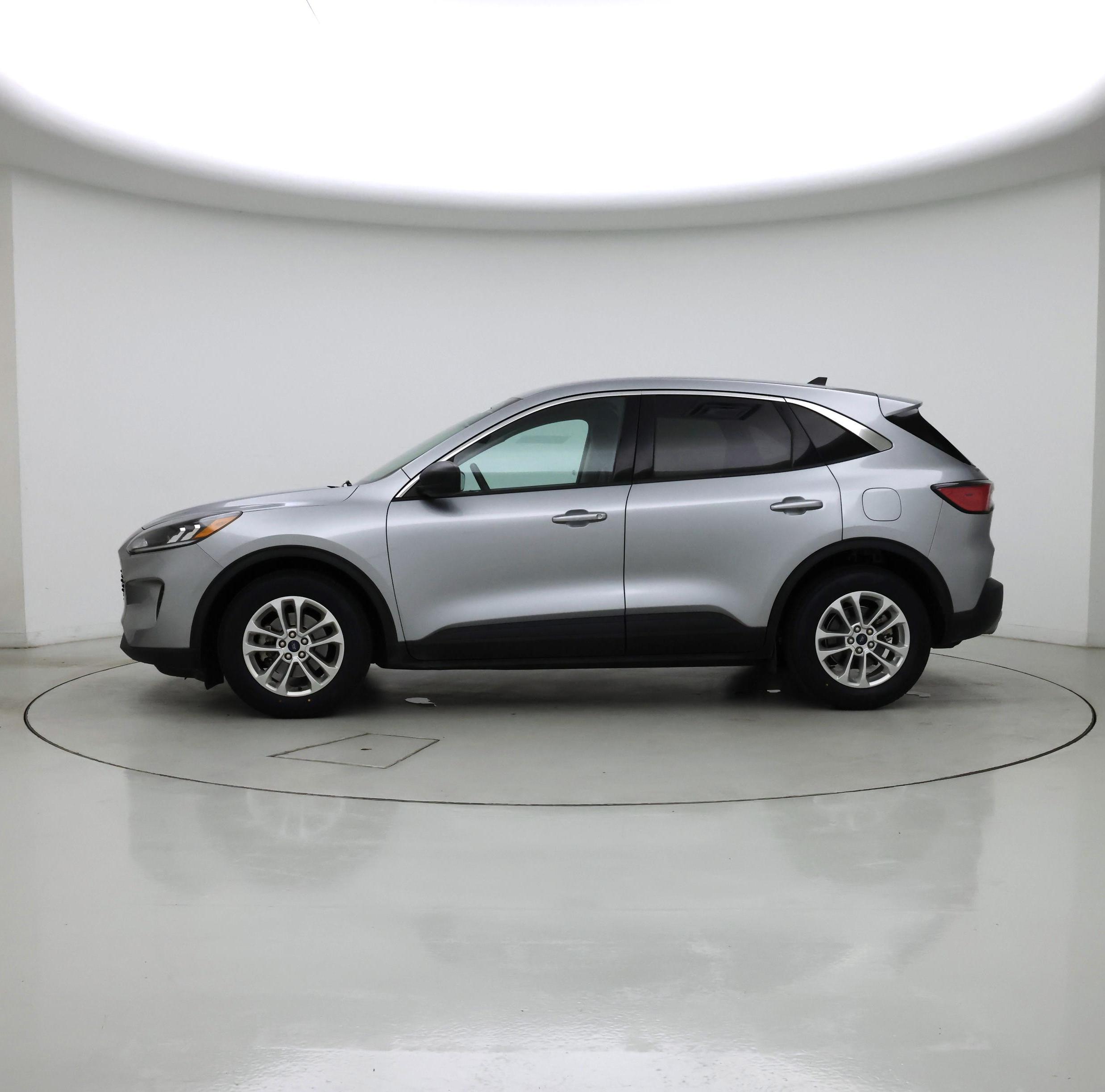 Thumbnail: 2022 Ford Escape - 3
