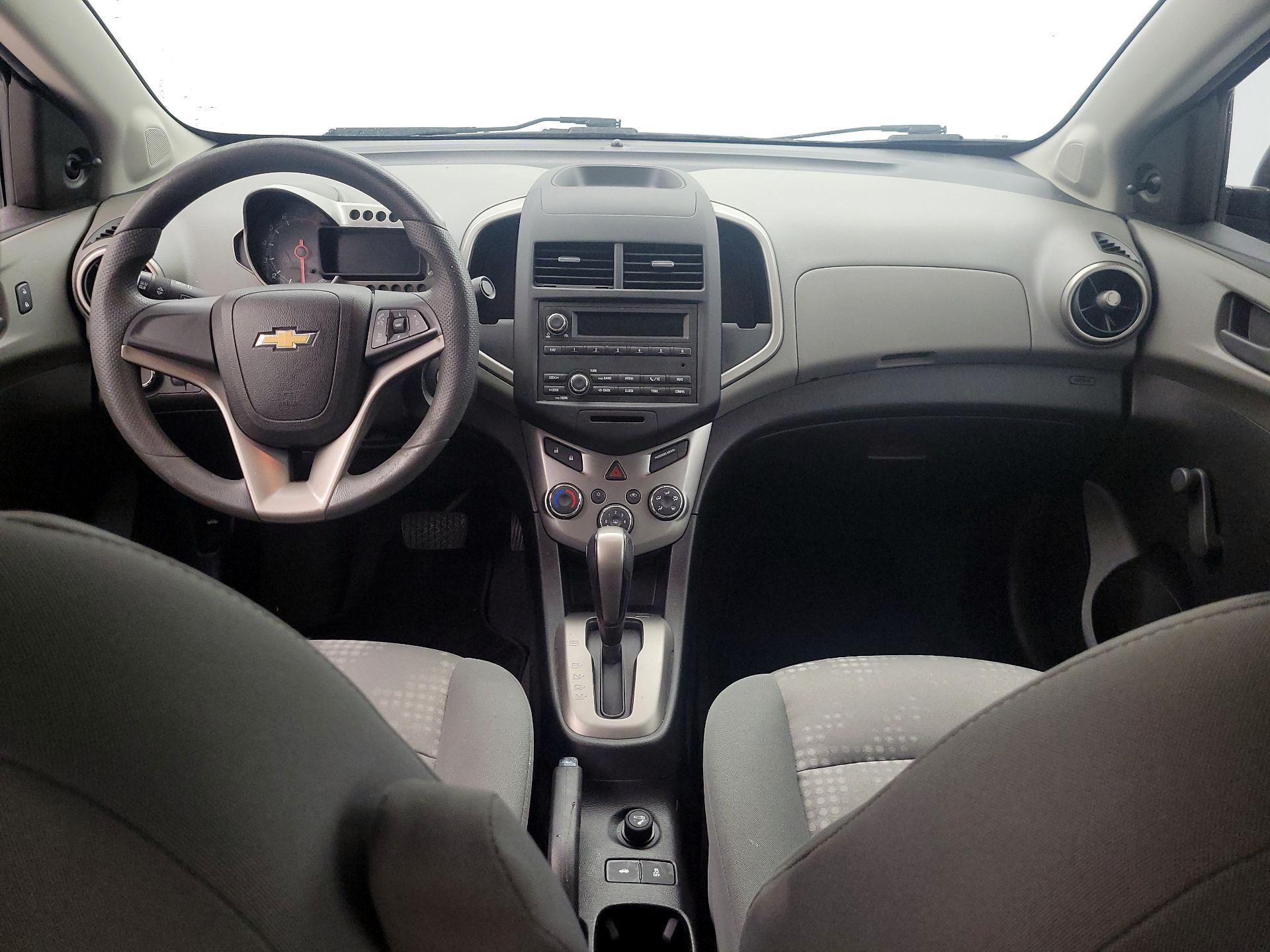 Thumbnail: 2016 Chevrolet Sonic - 9