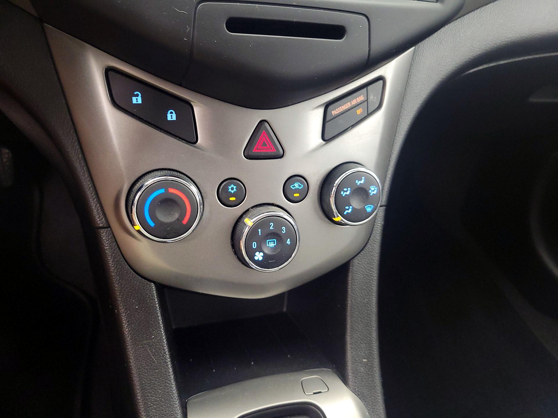 Thumbnail: 2016 Chevrolet Sonic - 15