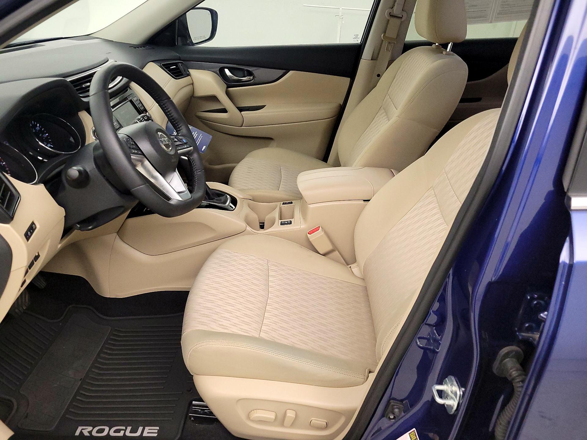 Thumbnail: 2019 Nissan Rogue - 11