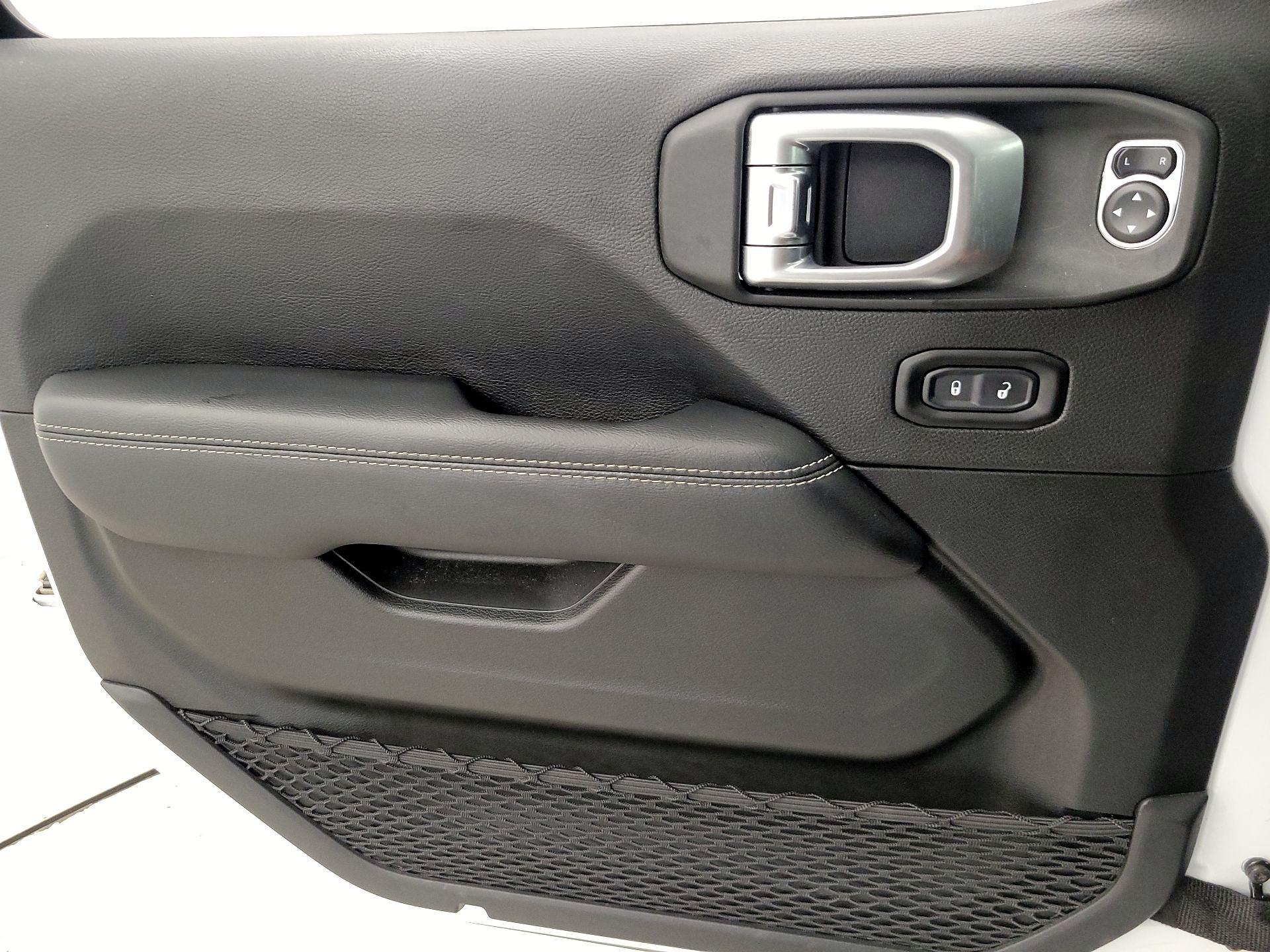 Thumbnail: 2020 Jeep Gladiator - 12