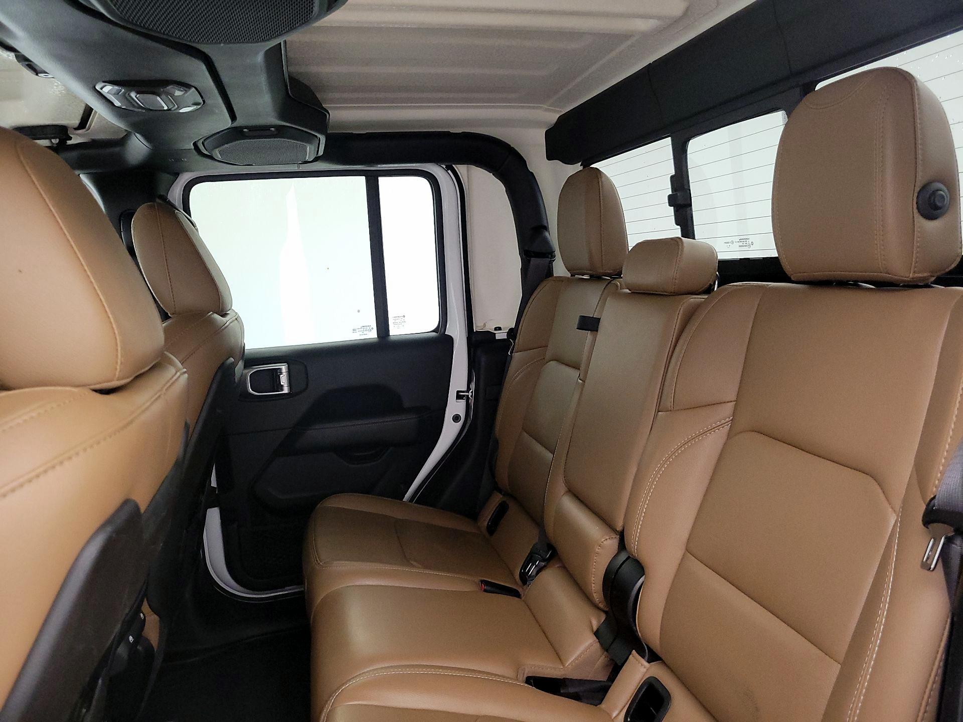 Thumbnail: 2020 Jeep Gladiator - 20