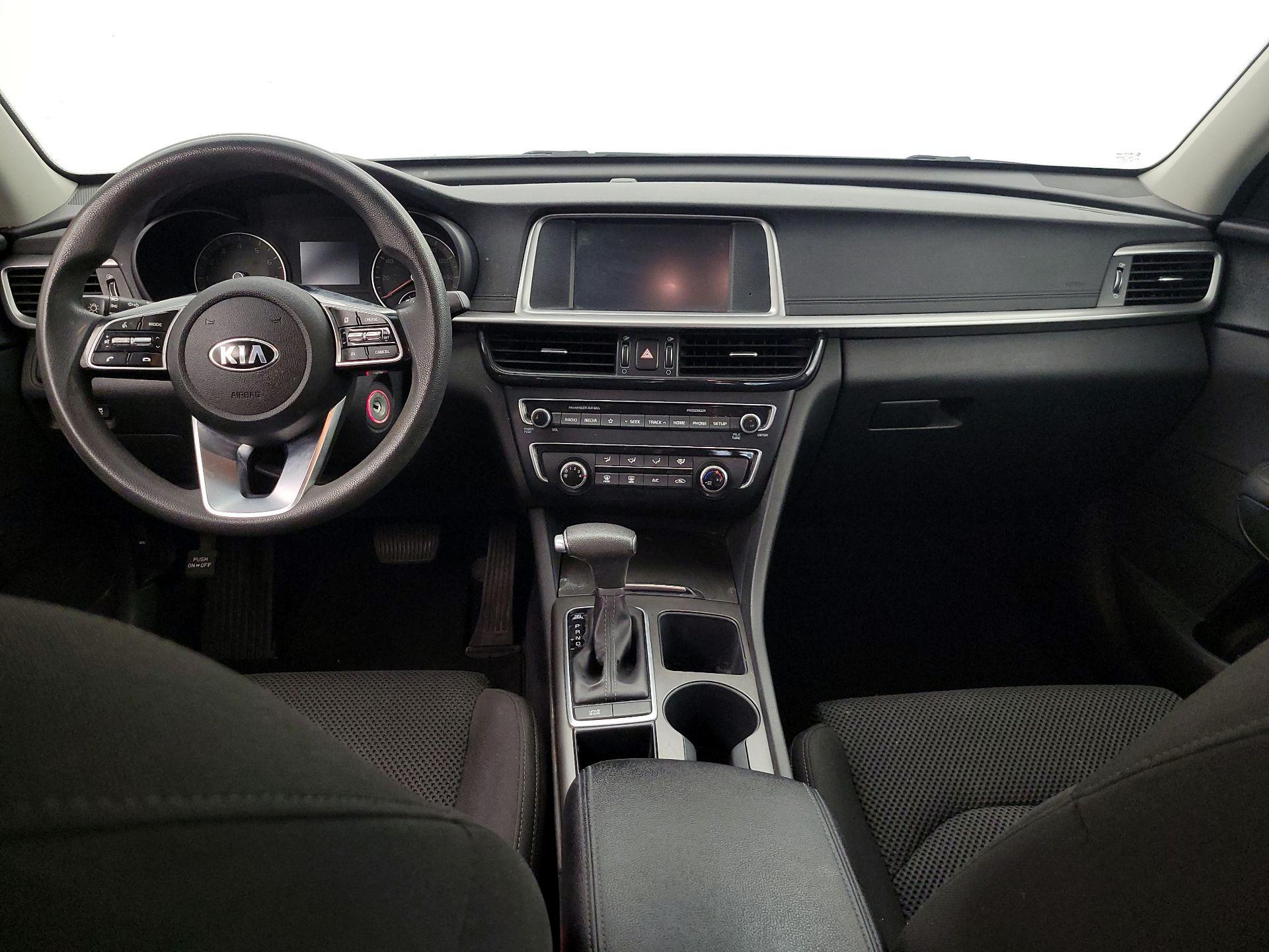 Thumbnail: 2019 Kia Optima - 9