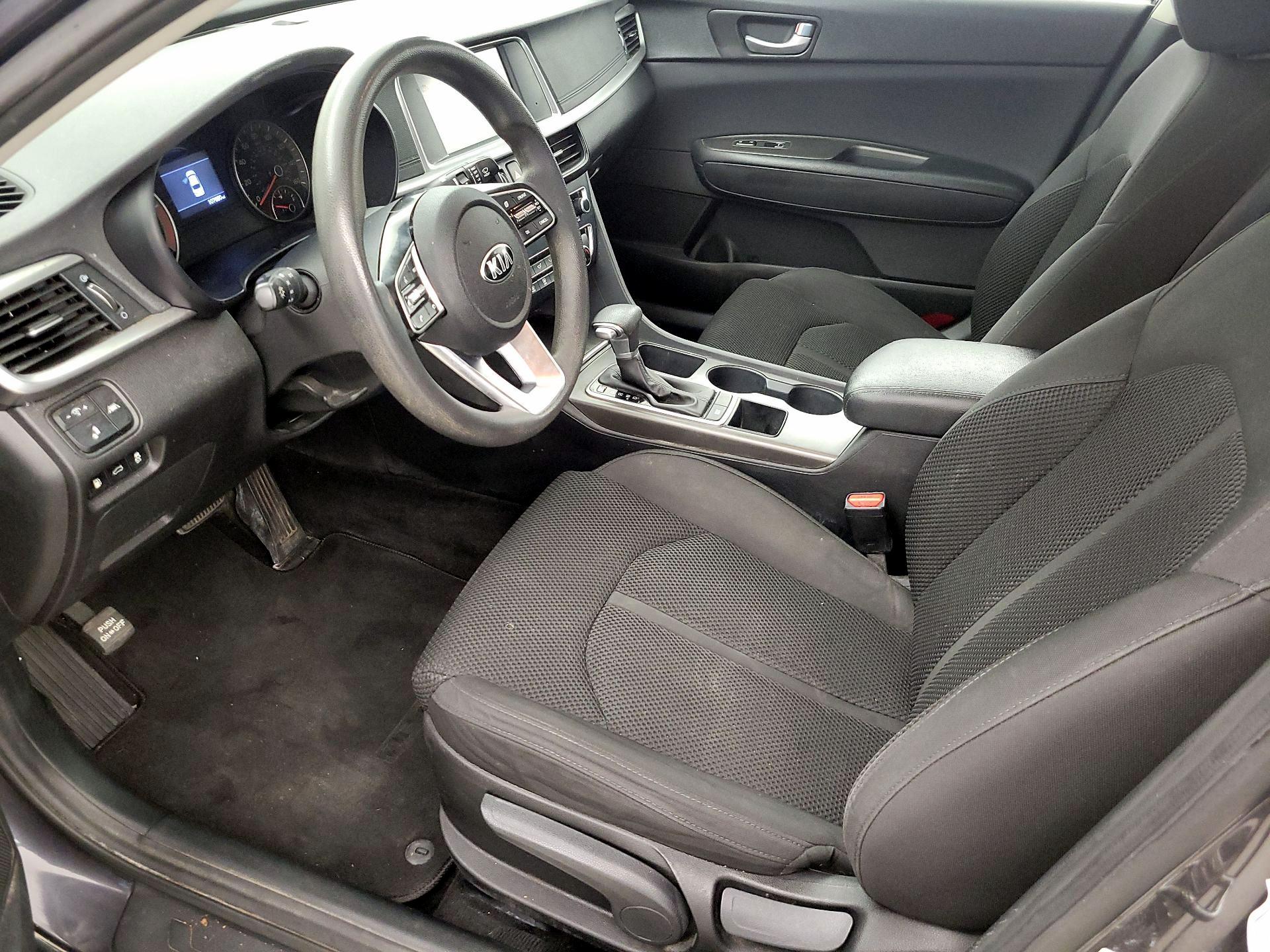 Thumbnail: 2019 Kia Optima - 11