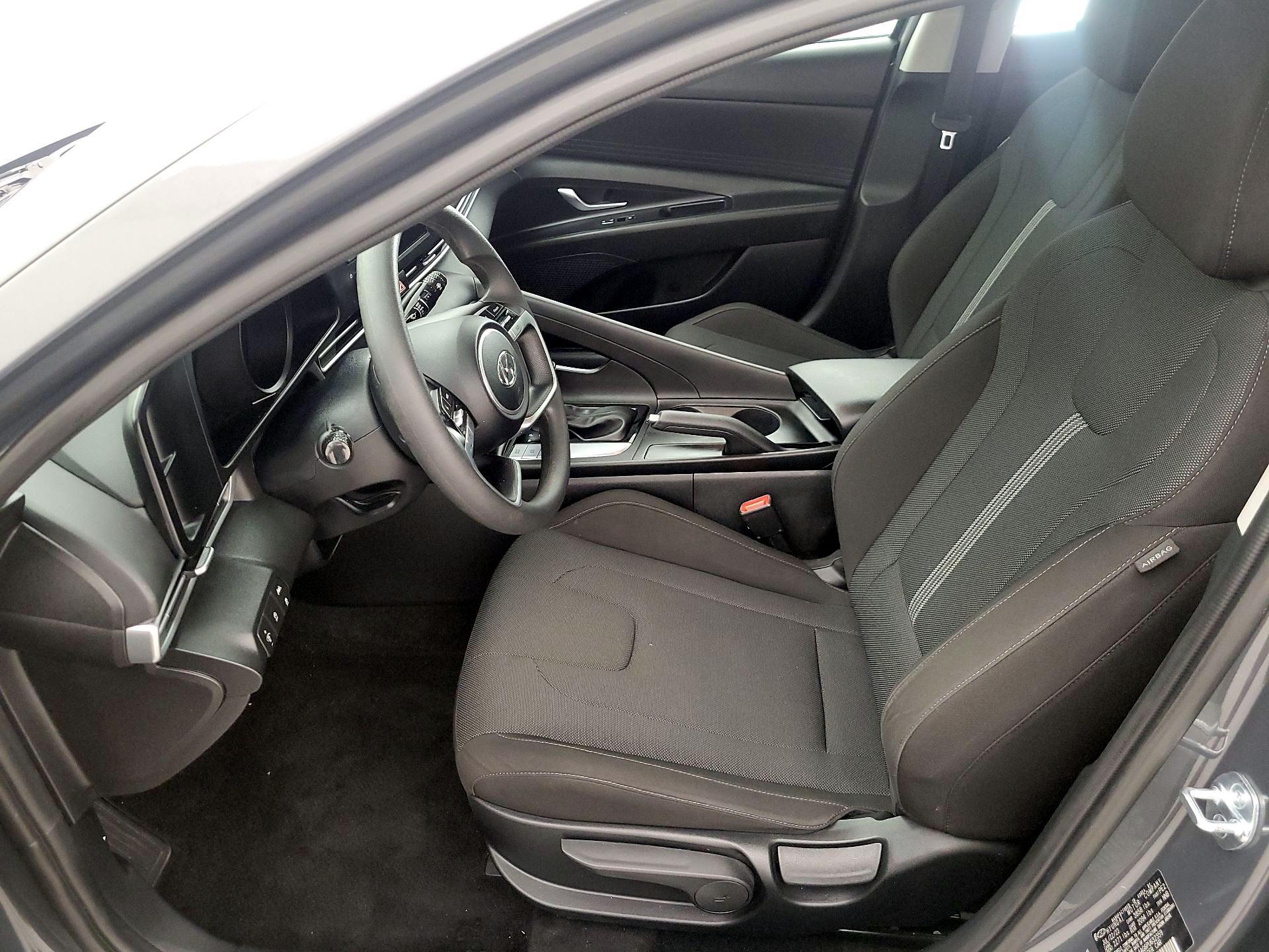 Thumbnail: 2023 Hyundai Elantra - 11