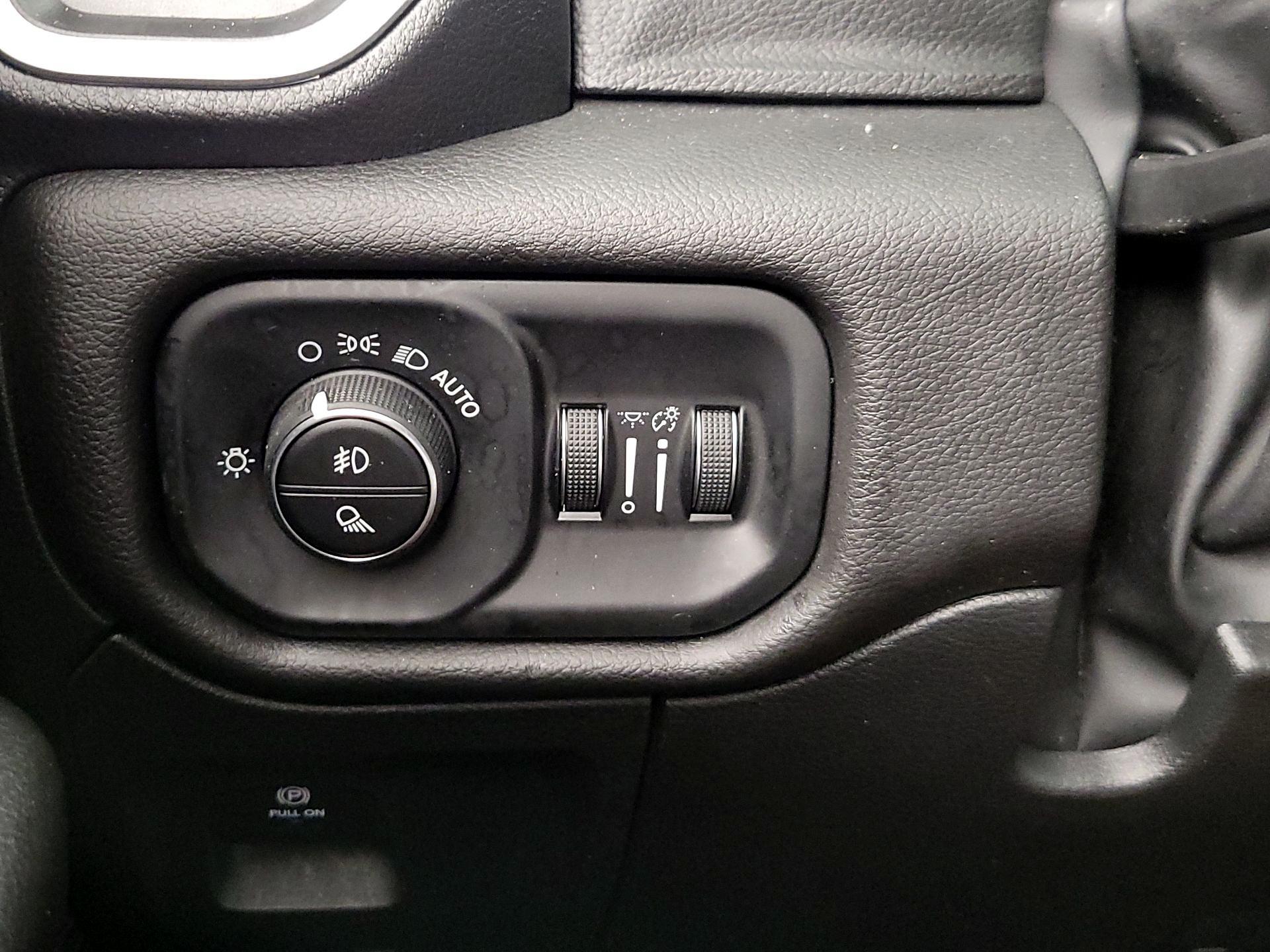 Thumbnail: 2023 RAM 1500 - 13