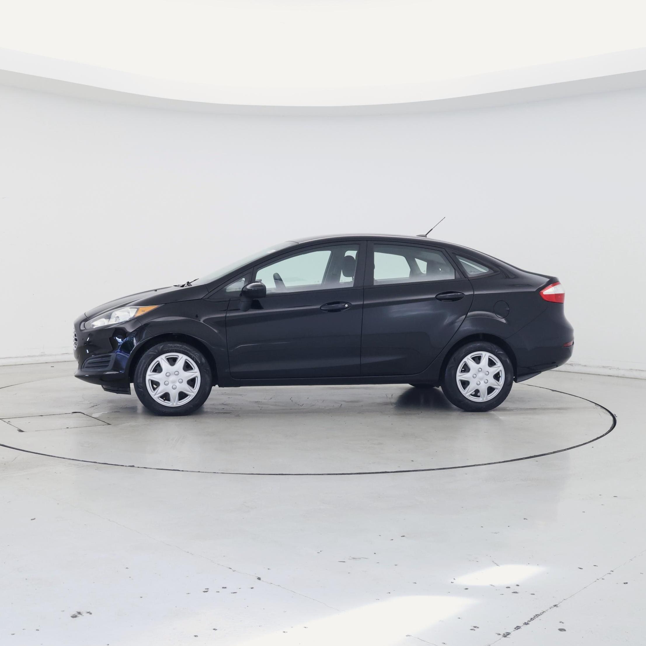 Thumbnail: 2019 Ford Fiesta - 3