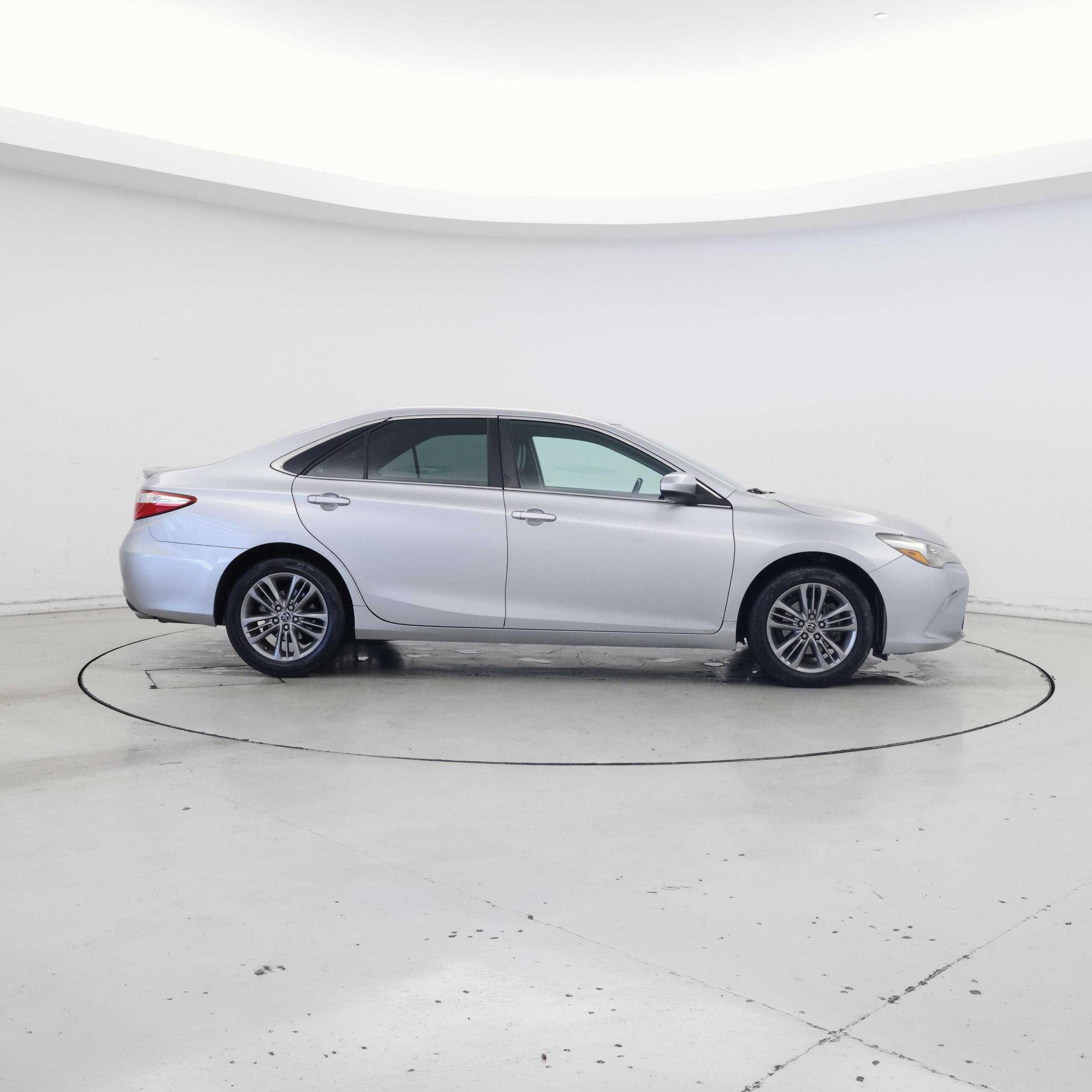 Thumbnail: 2016 Toyota Camry - 7
