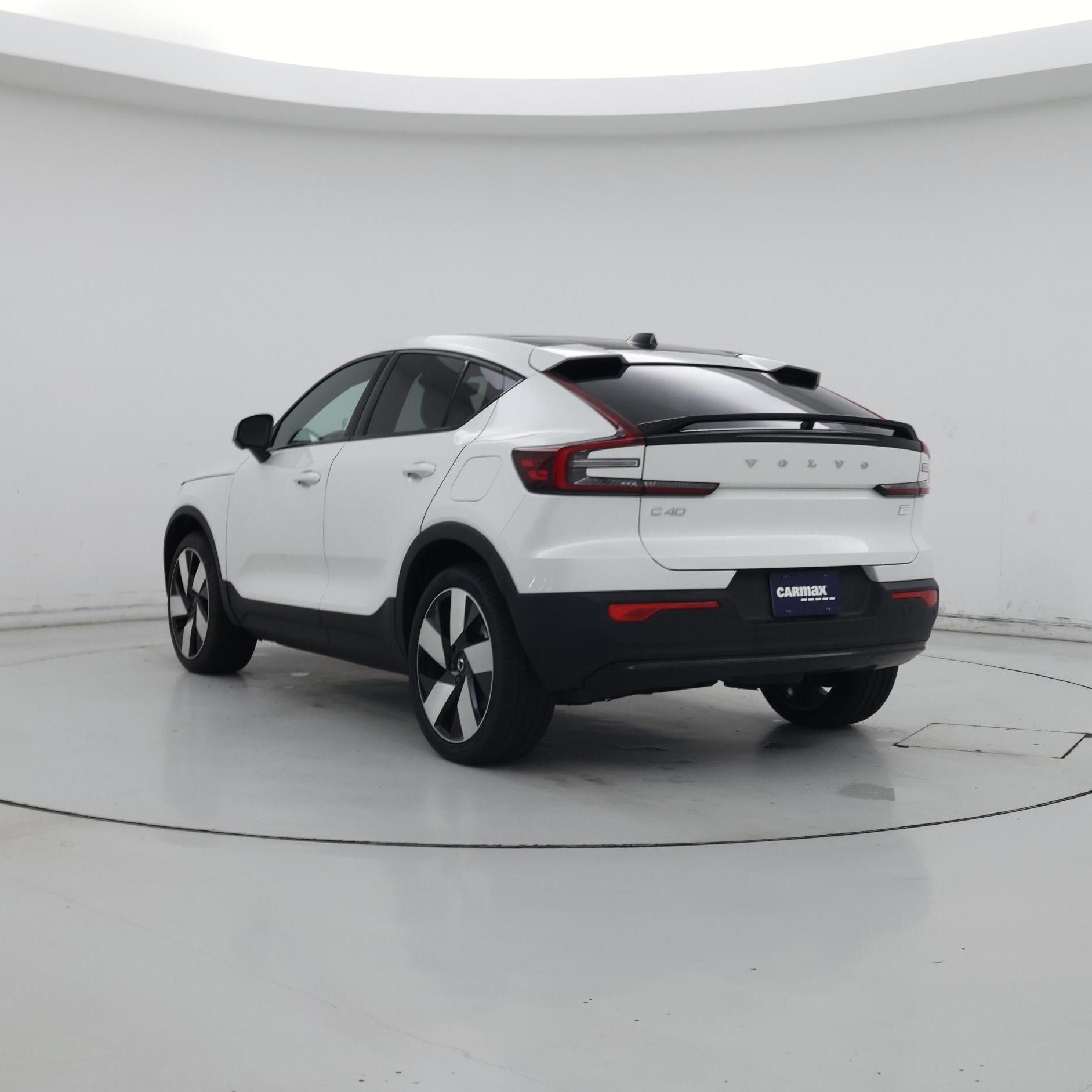 Thumbnail: 2023 Volvo C40 - 2