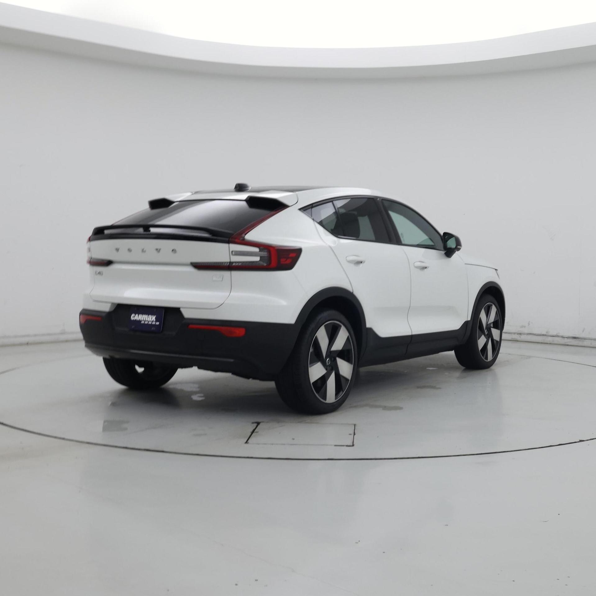 Thumbnail: 2023 Volvo C40 - 8