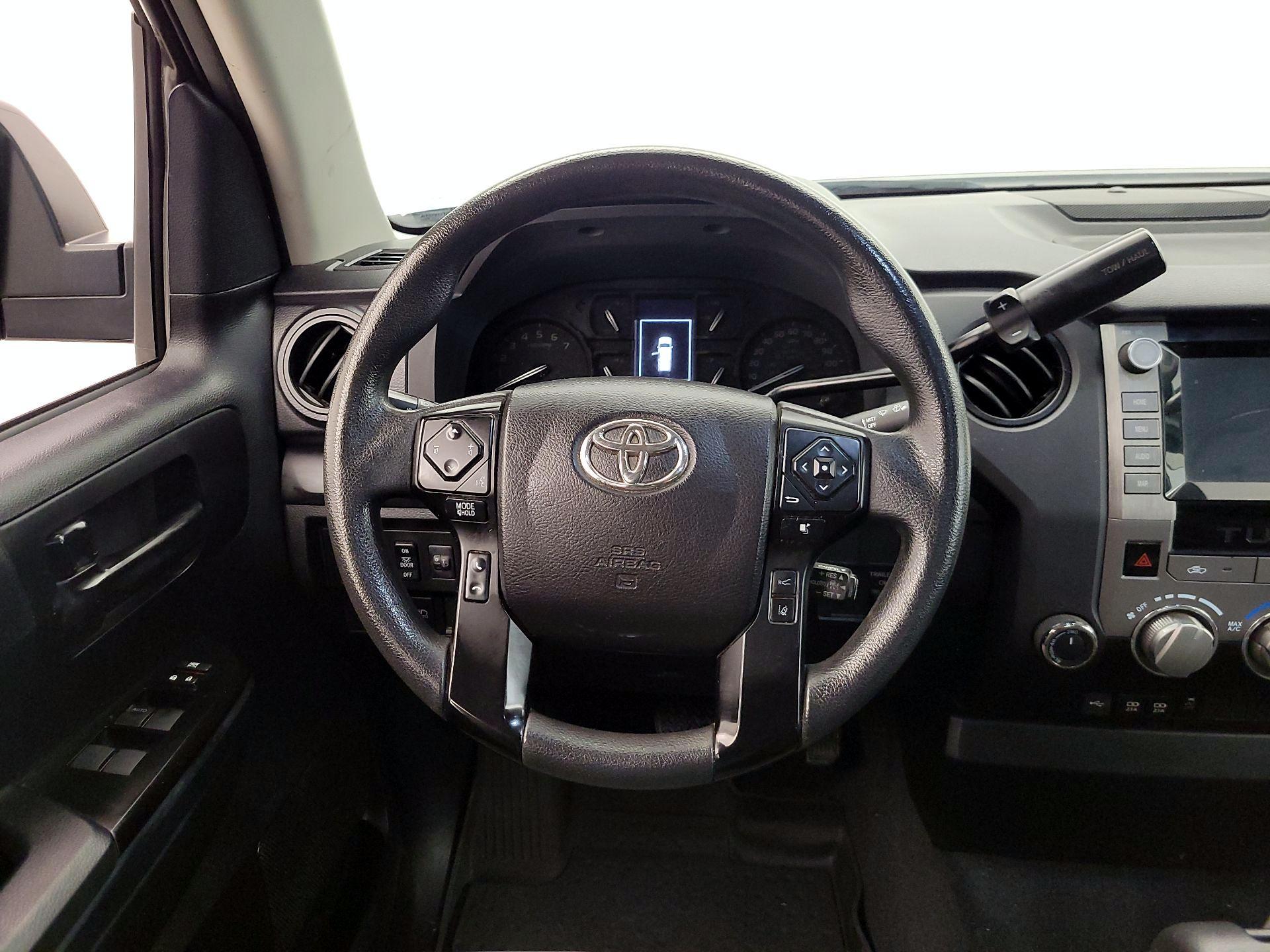 Thumbnail: 2021 Toyota Tundra - 10