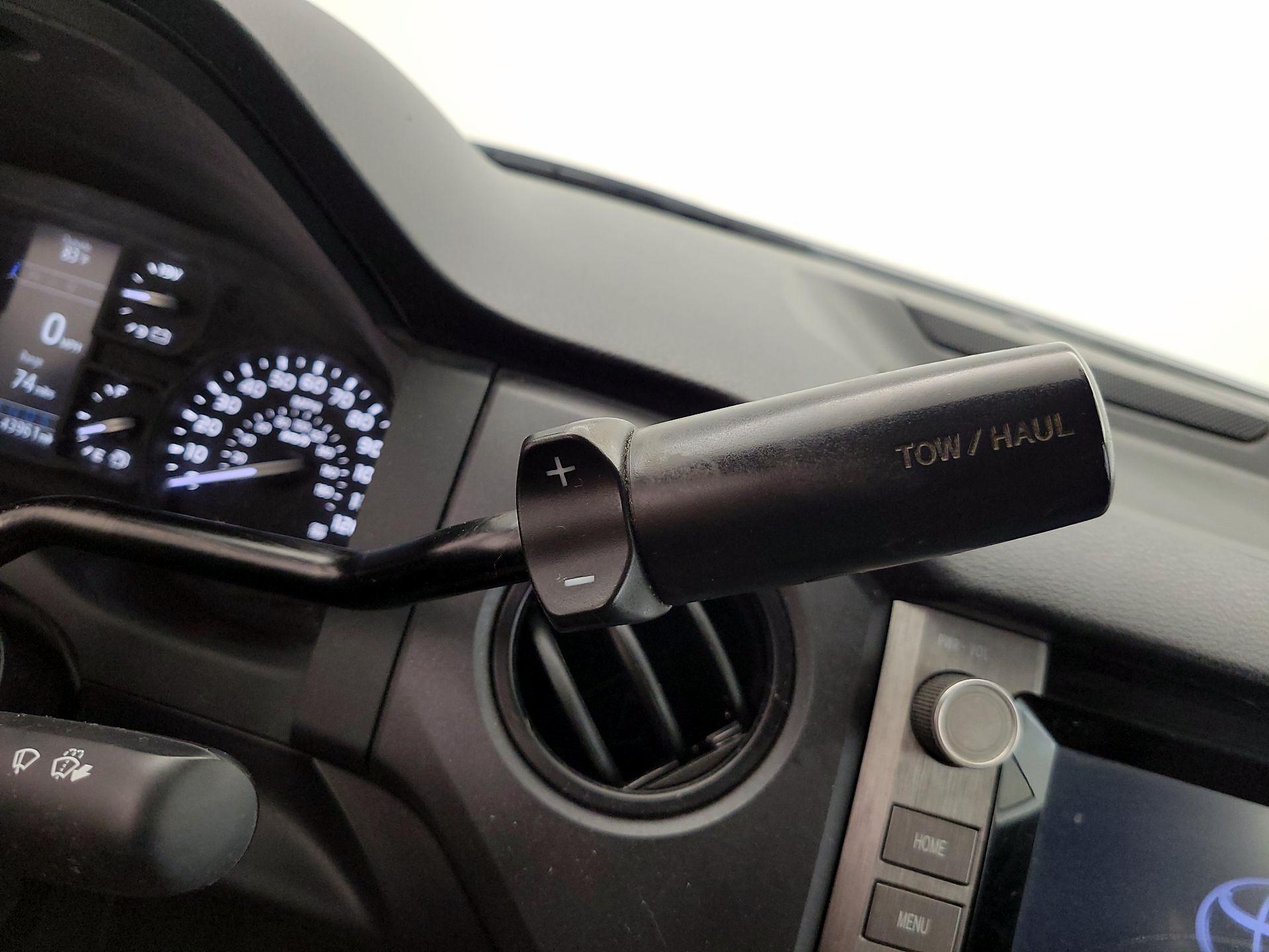 Thumbnail: 2021 Toyota Tundra - 17