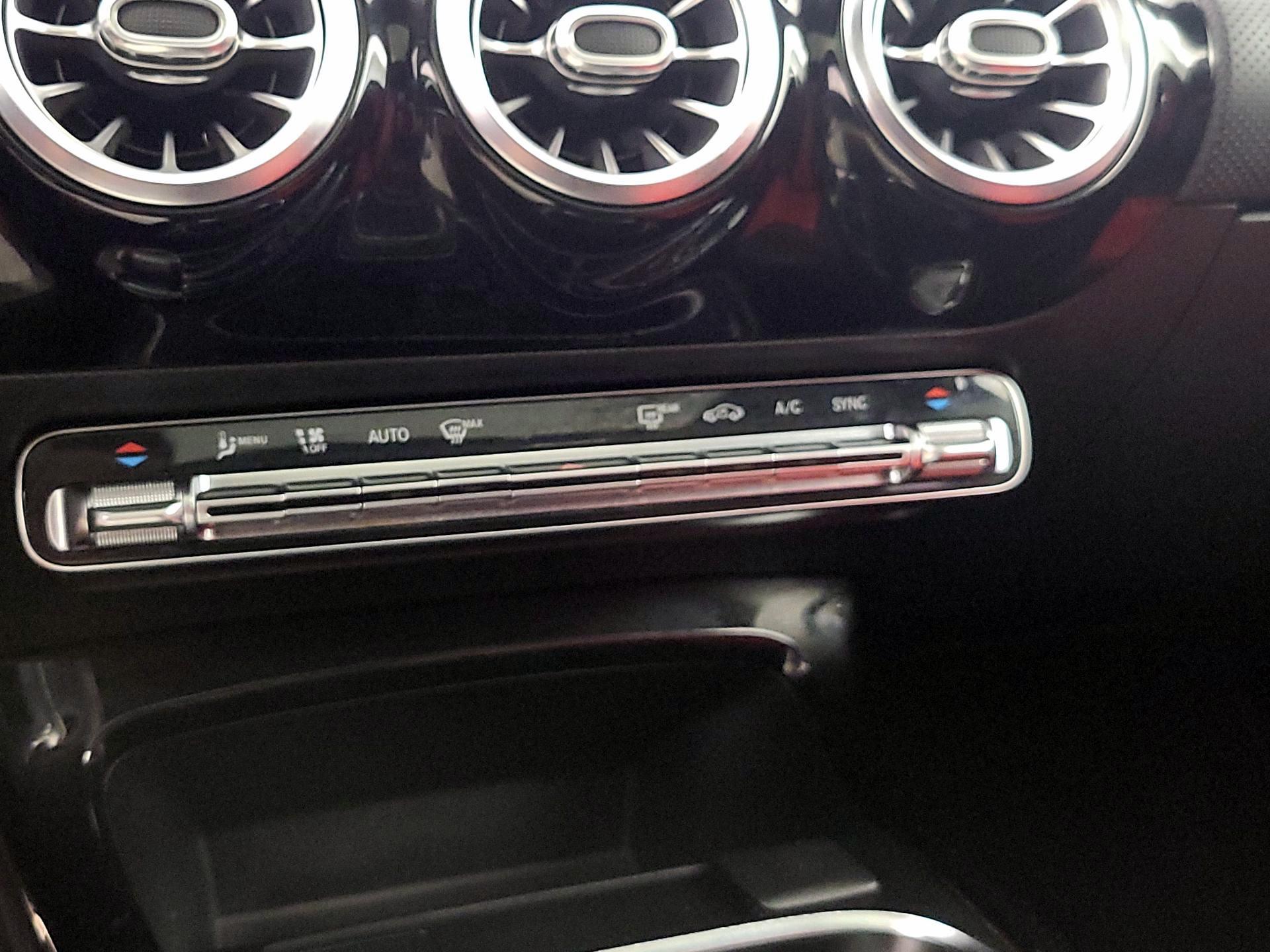 Thumbnail: 2020 Mercedes-Benz A-Class - 16