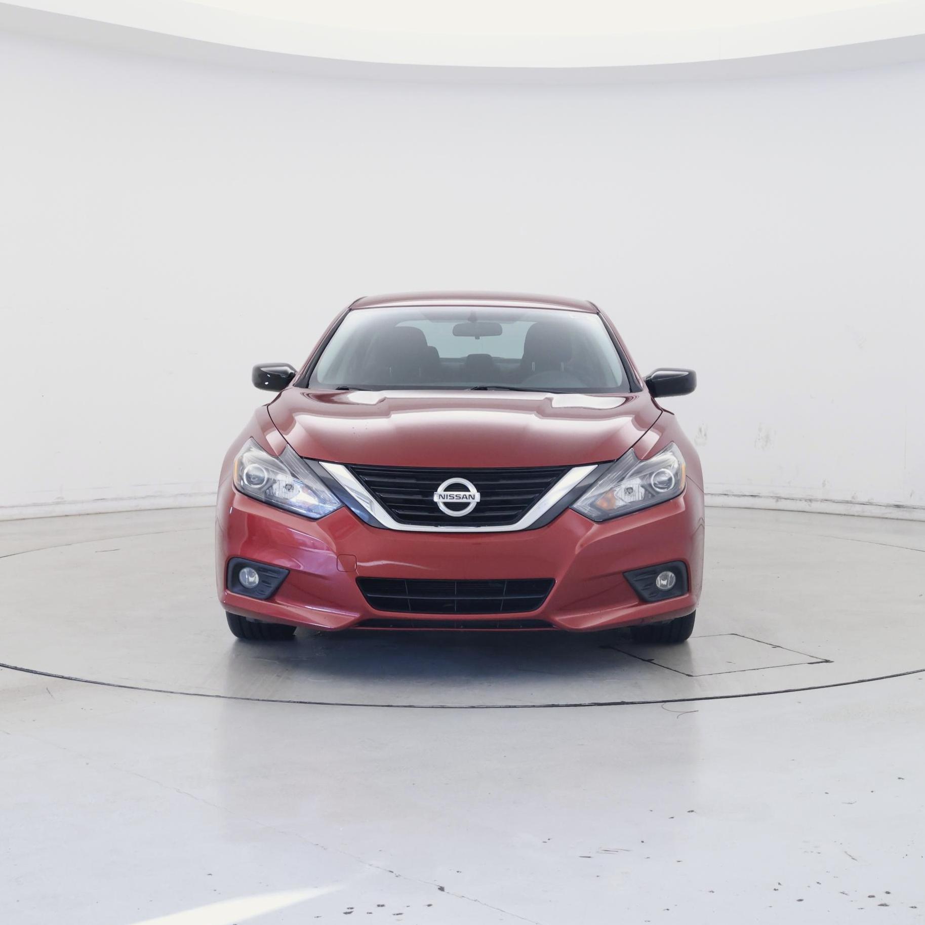 Thumbnail: 2017 Nissan Altima - 5