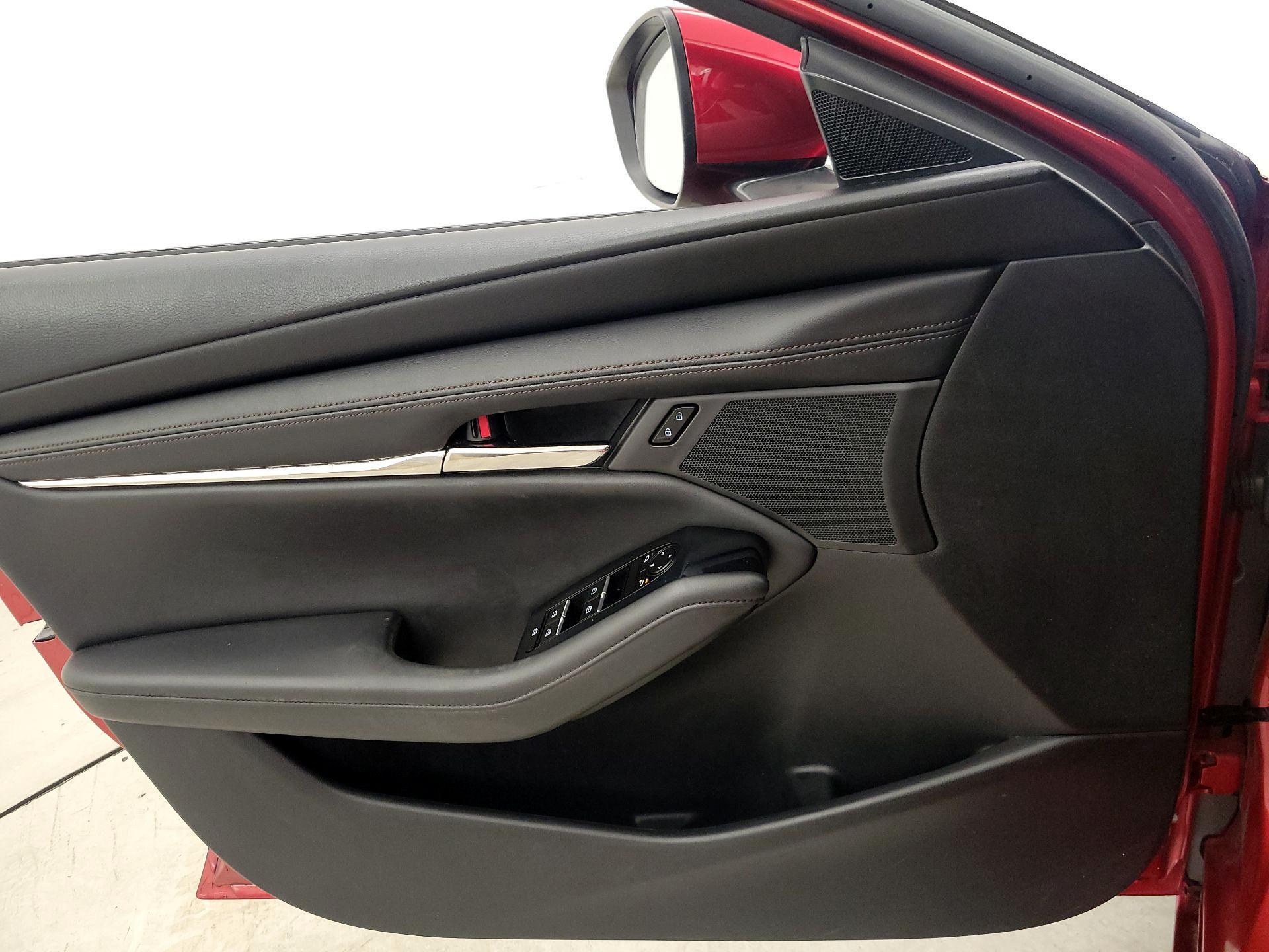 Thumbnail: 2019 Mazda Mazda3 - 12