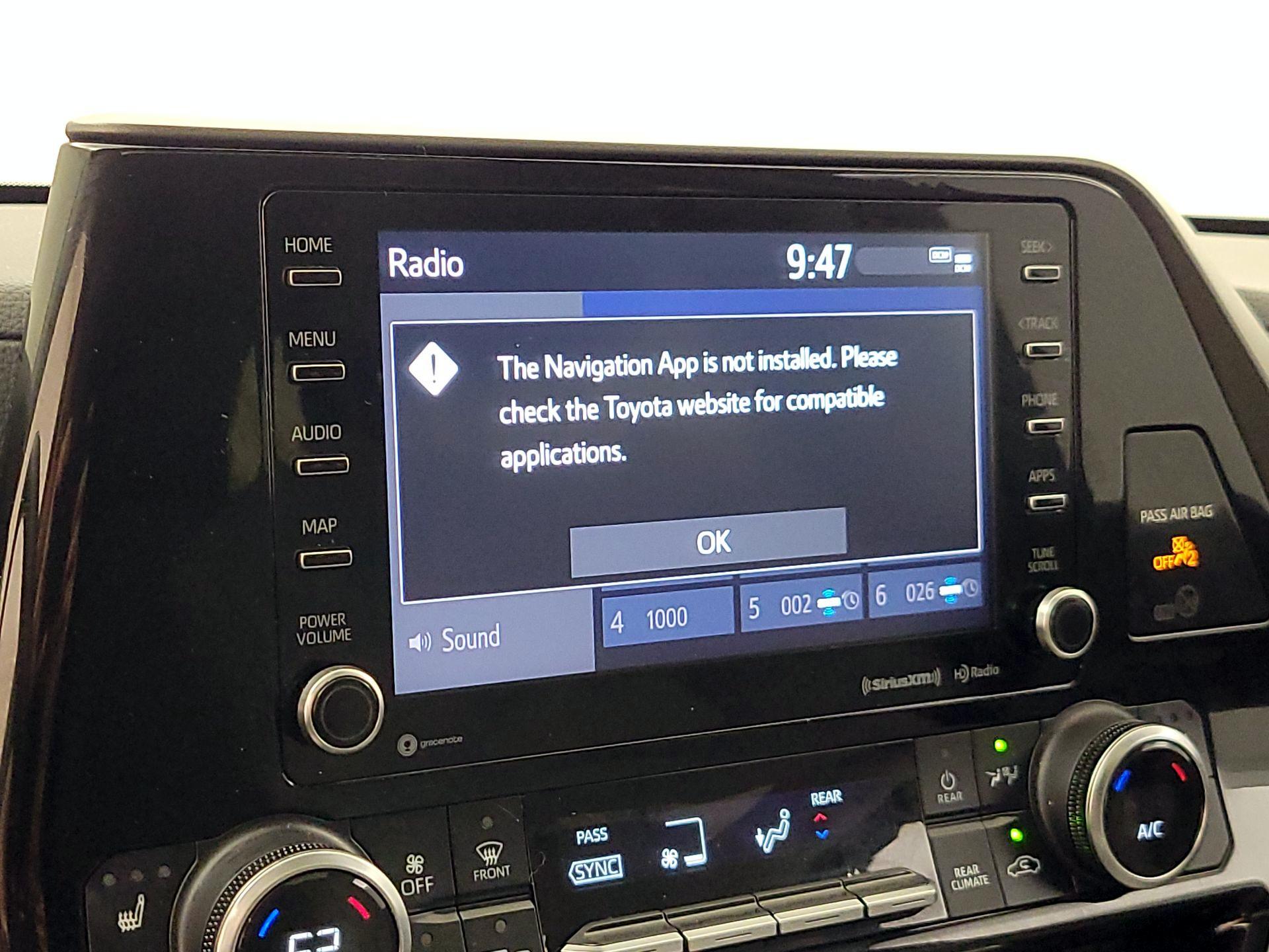 Thumbnail: 2021 Toyota Highlander - 14