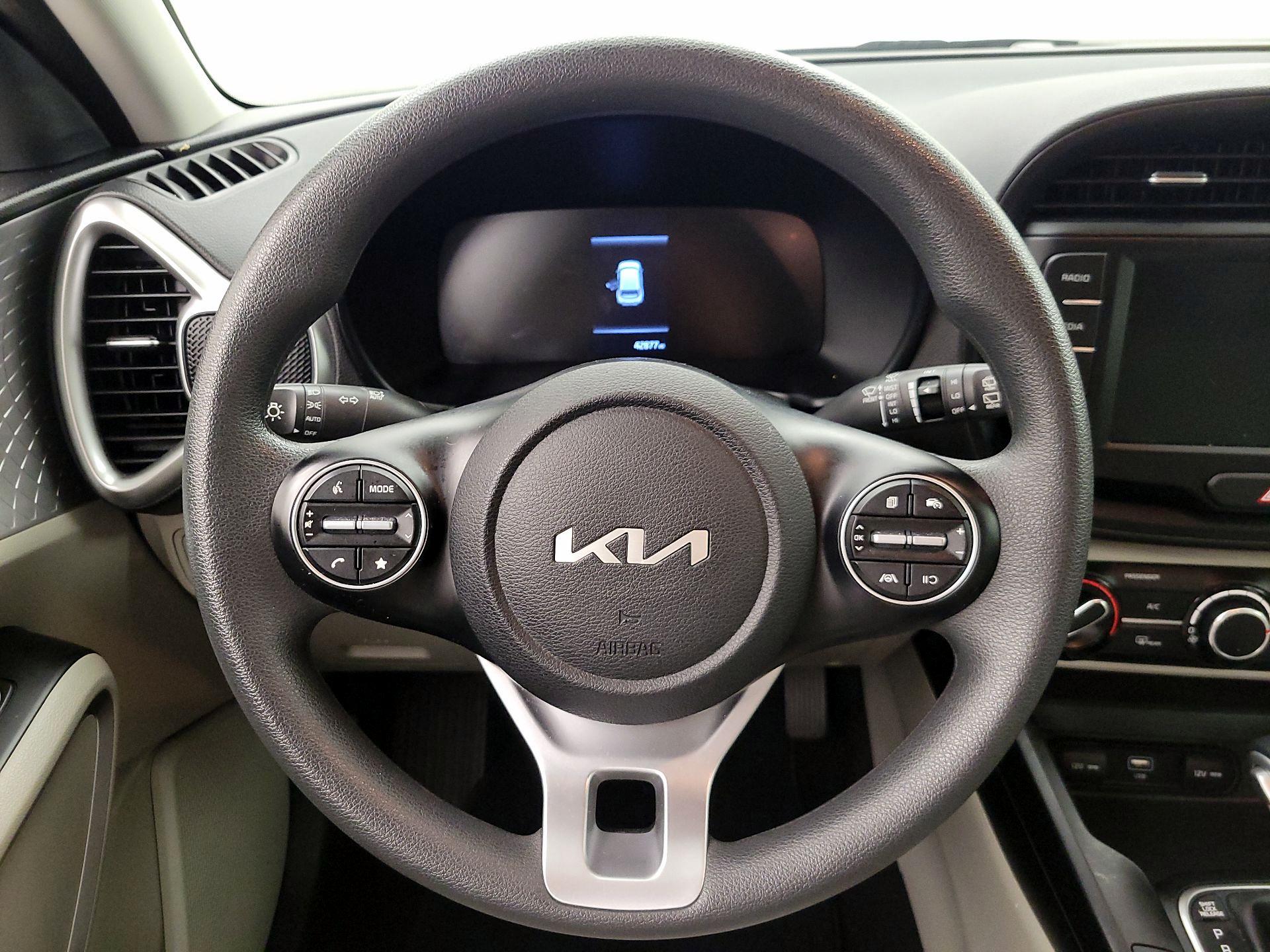 Thumbnail: 2023 Kia Soul - 10