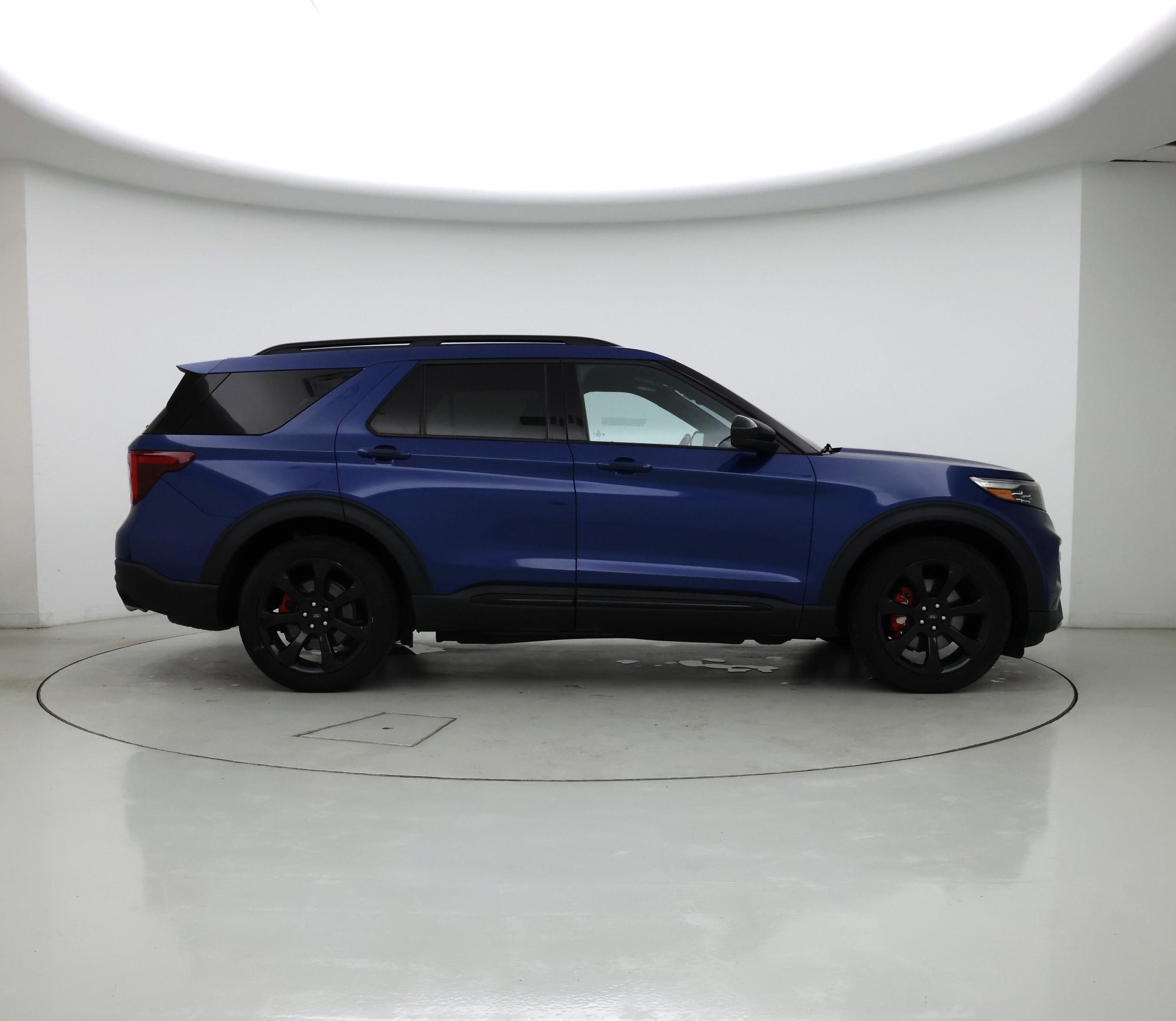 Thumbnail: 2022 Ford Explorer - 7