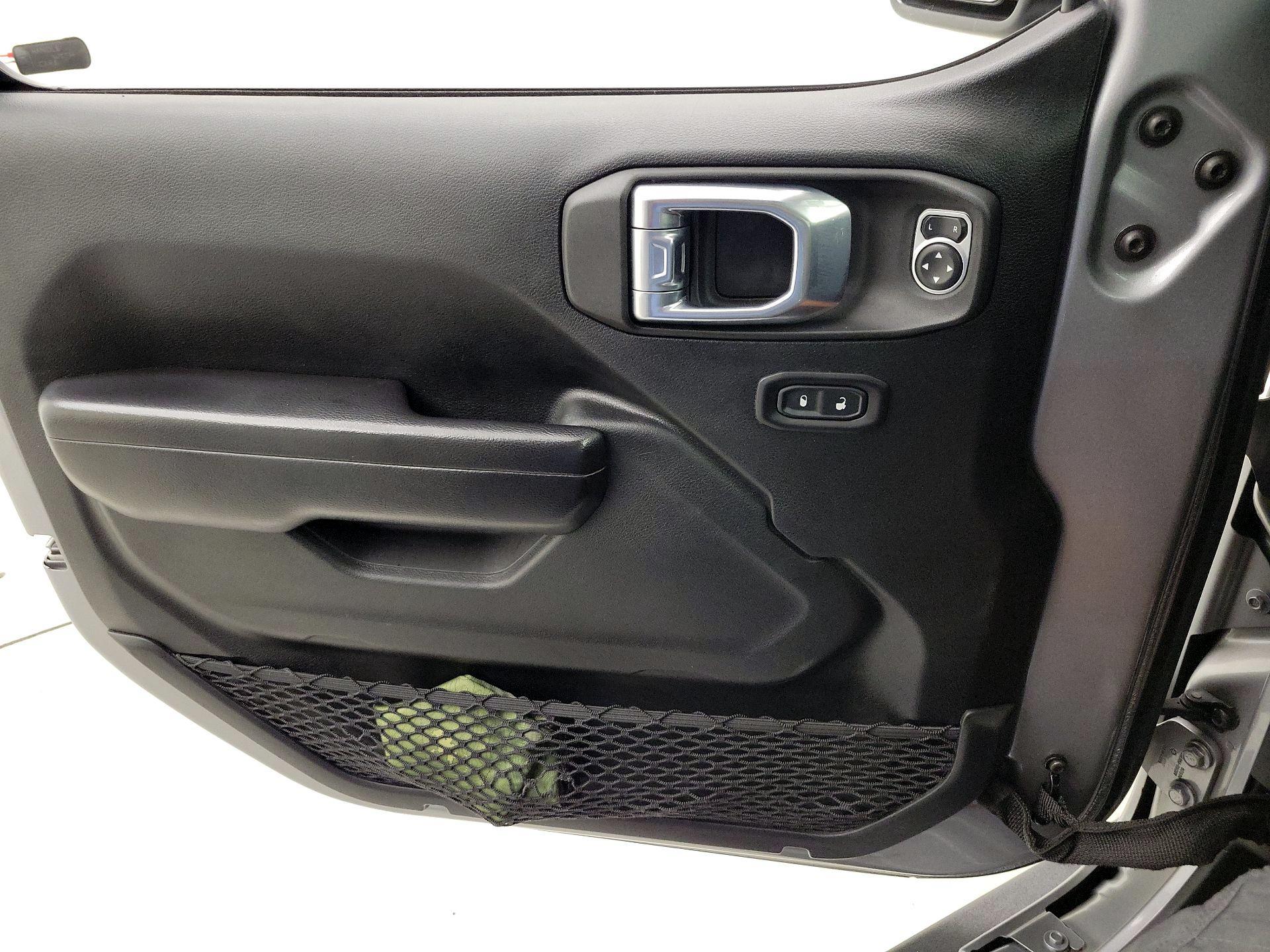 Thumbnail: 2021 Jeep Wrangler - 12