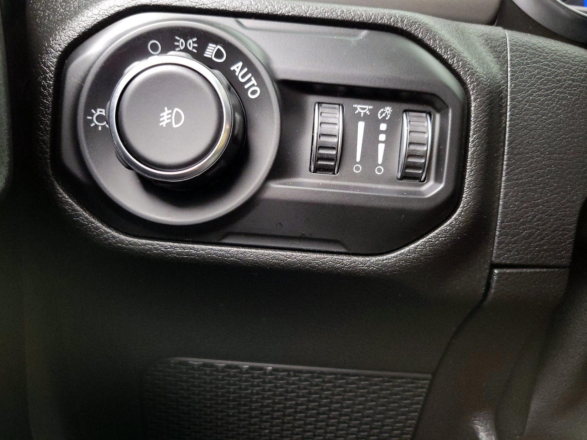 Thumbnail: 2021 Jeep Wrangler - 13
