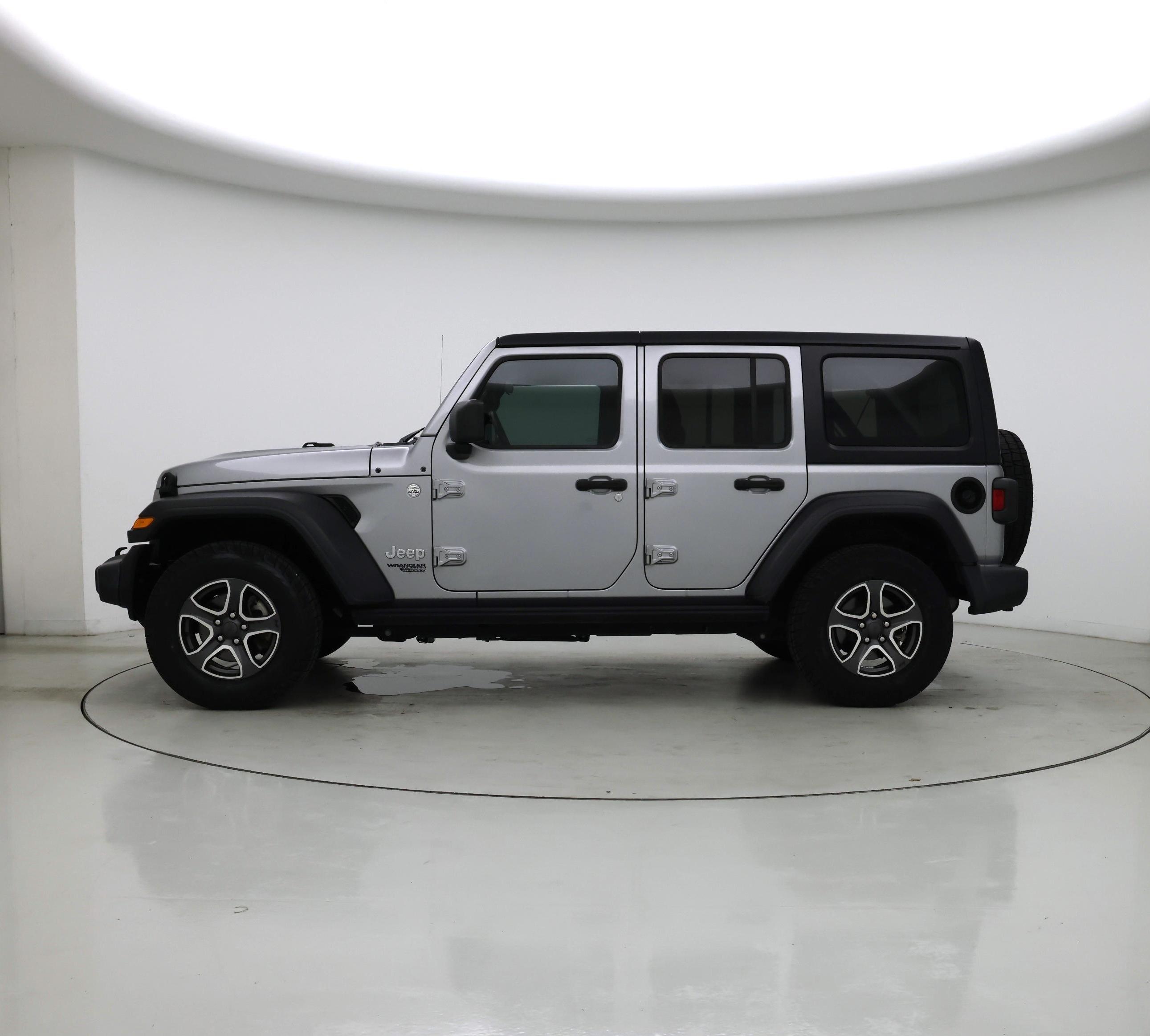 Thumbnail: 2021 Jeep Wrangler - 3