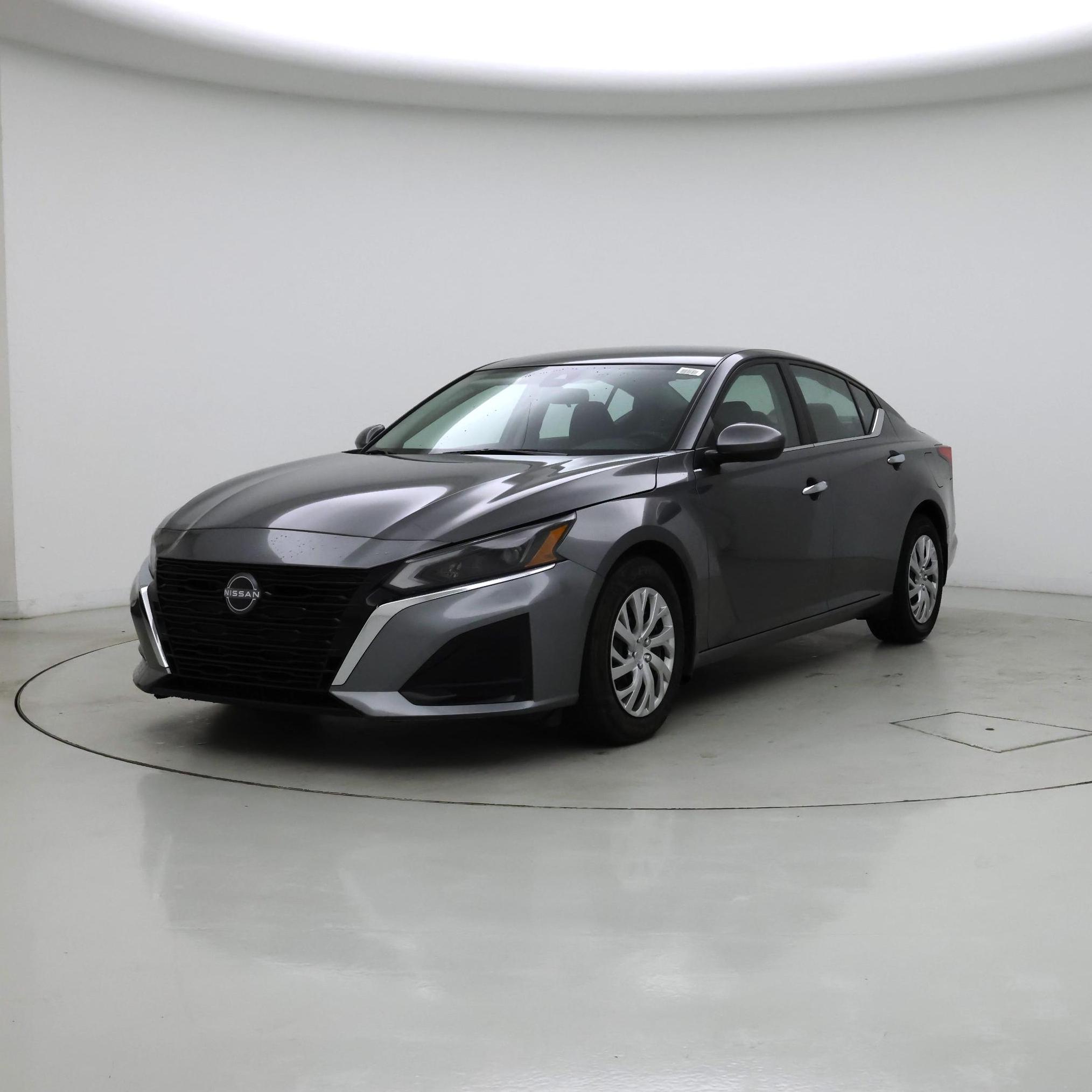 Thumbnail: 2023 Nissan Altima - 4