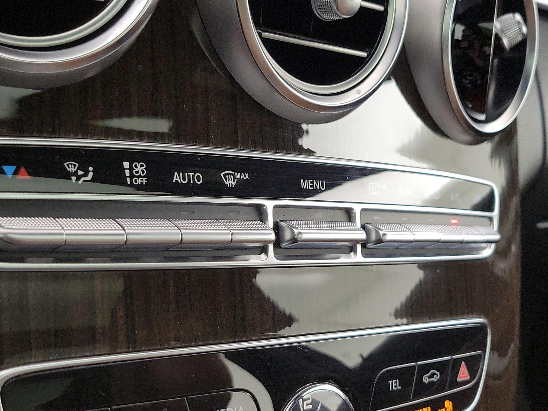 Thumbnail: 2019 Mercedes-Benz C-Class - 17