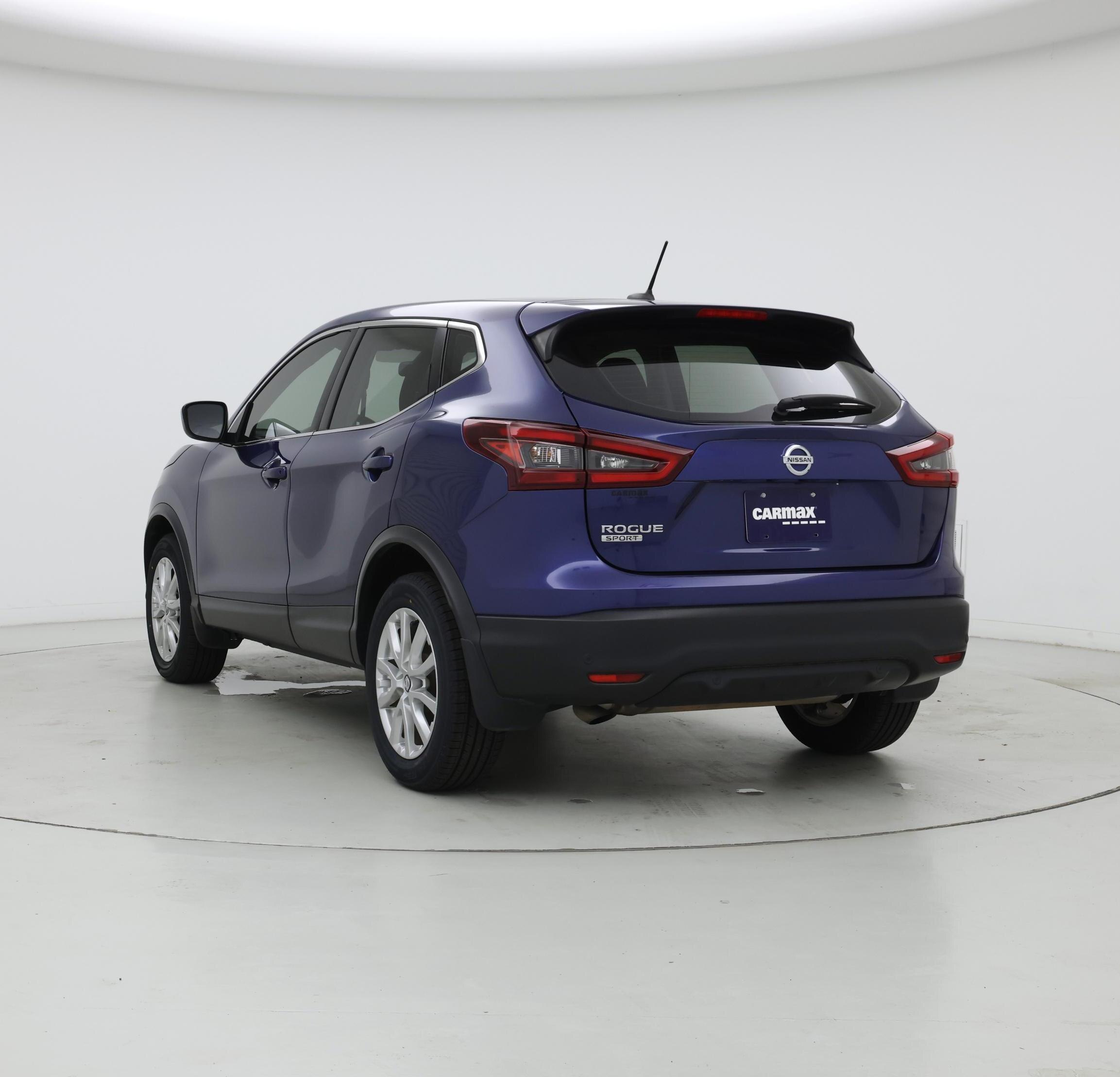 Thumbnail: 2021 Nissan Rogue Sport - 2