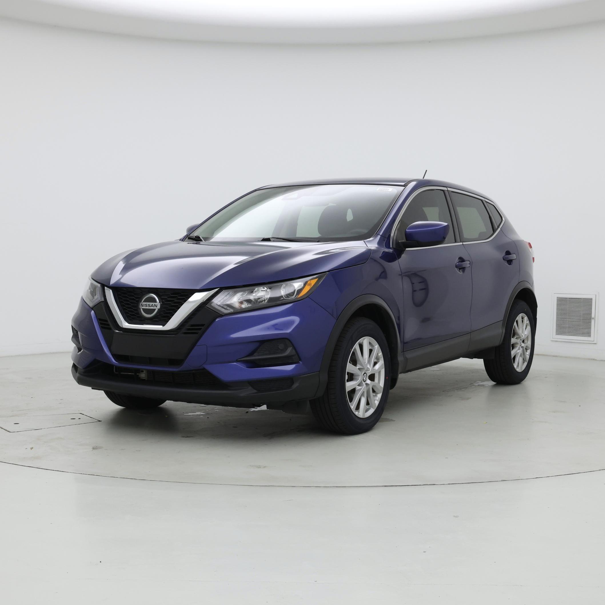 Thumbnail: 2021 Nissan Rogue Sport - 4