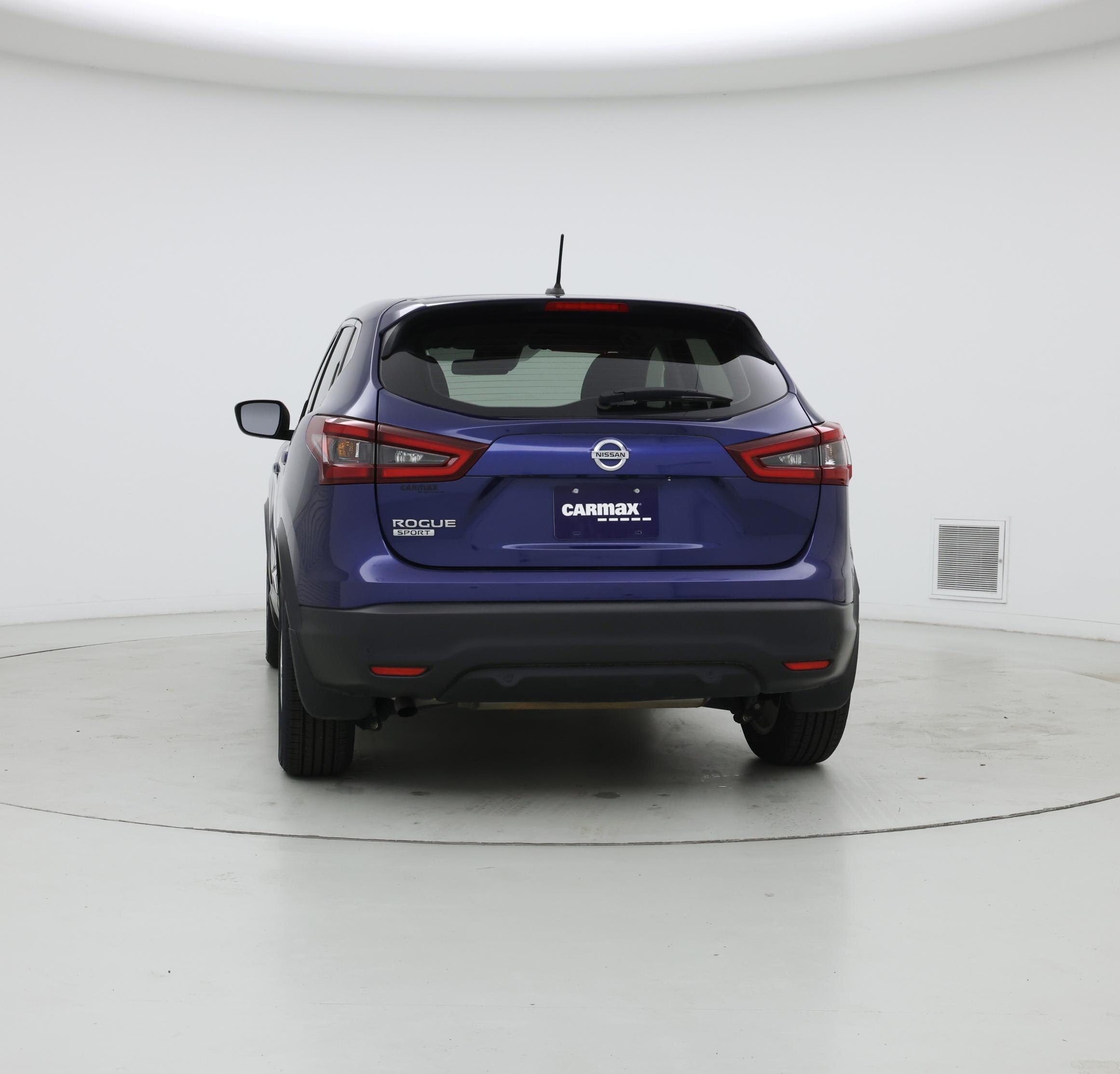 Thumbnail: 2021 Nissan Rogue Sport - 6