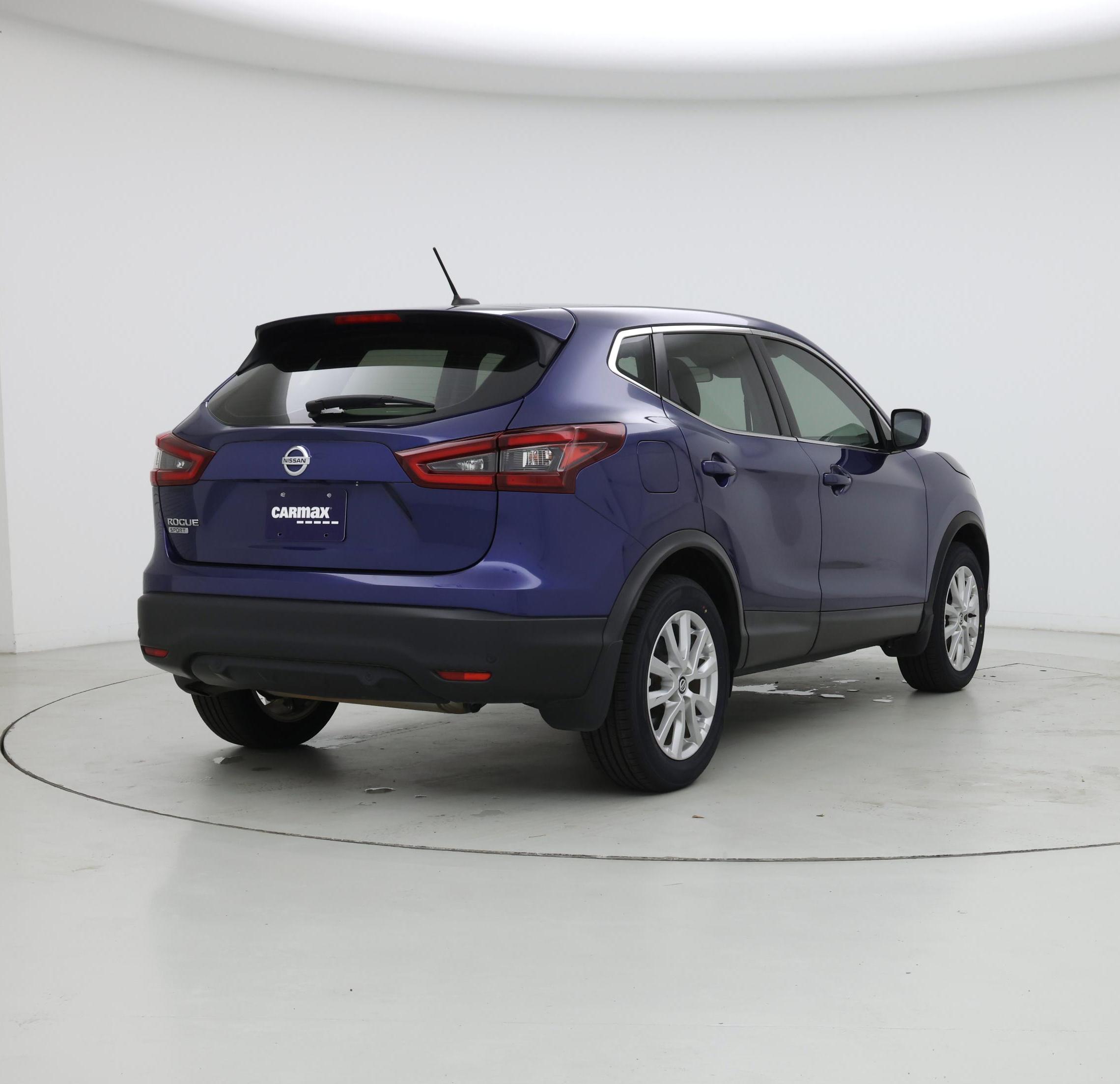 Thumbnail: 2021 Nissan Rogue Sport - 8