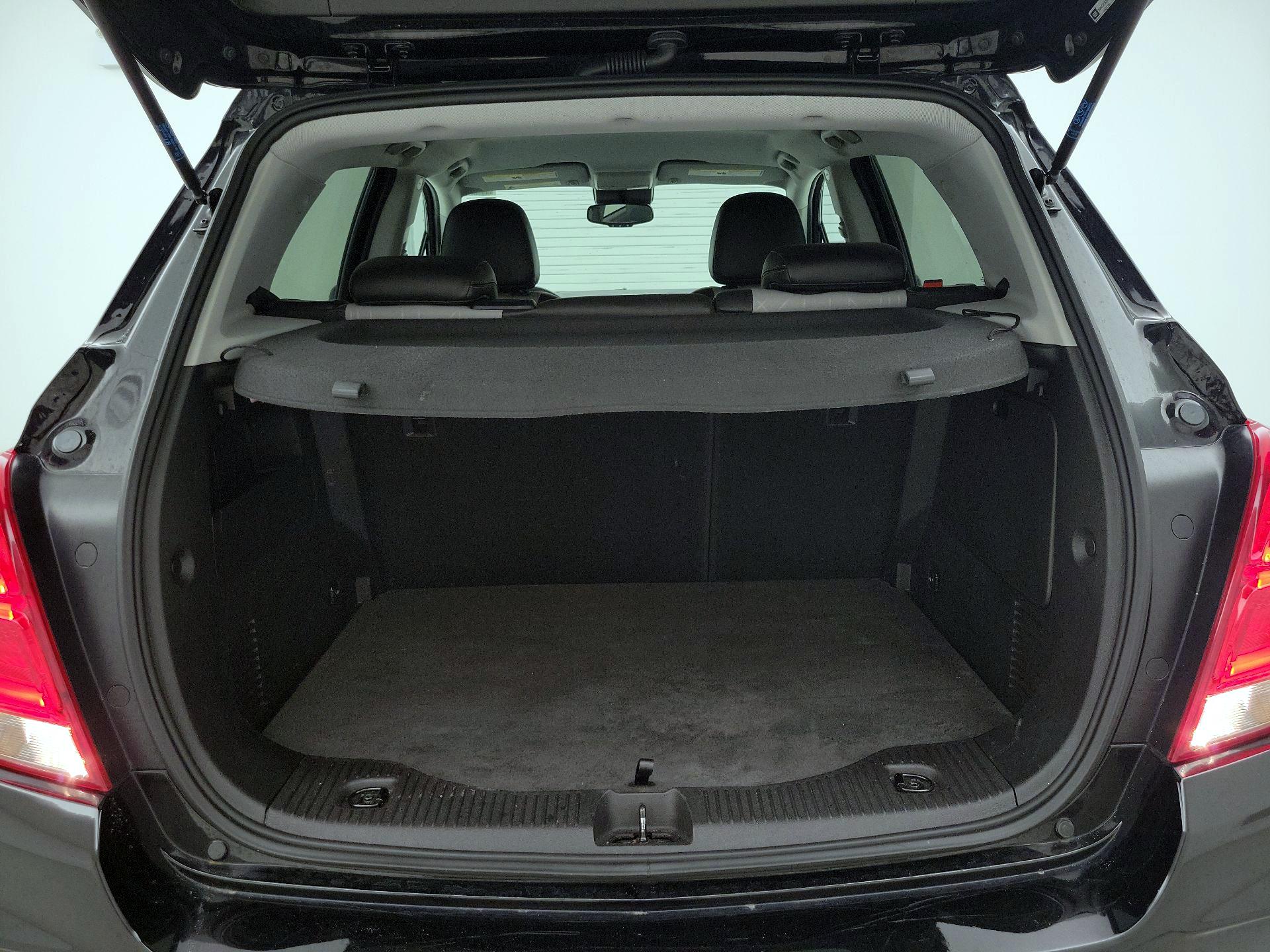Thumbnail: 2020 Chevrolet Trax - 20
